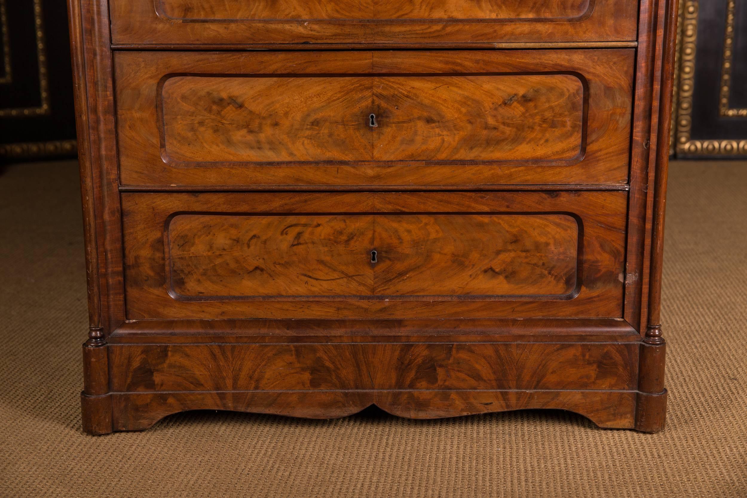 German Biedermeier Chiffionere Commode circa 1840 Mahogany Veneer