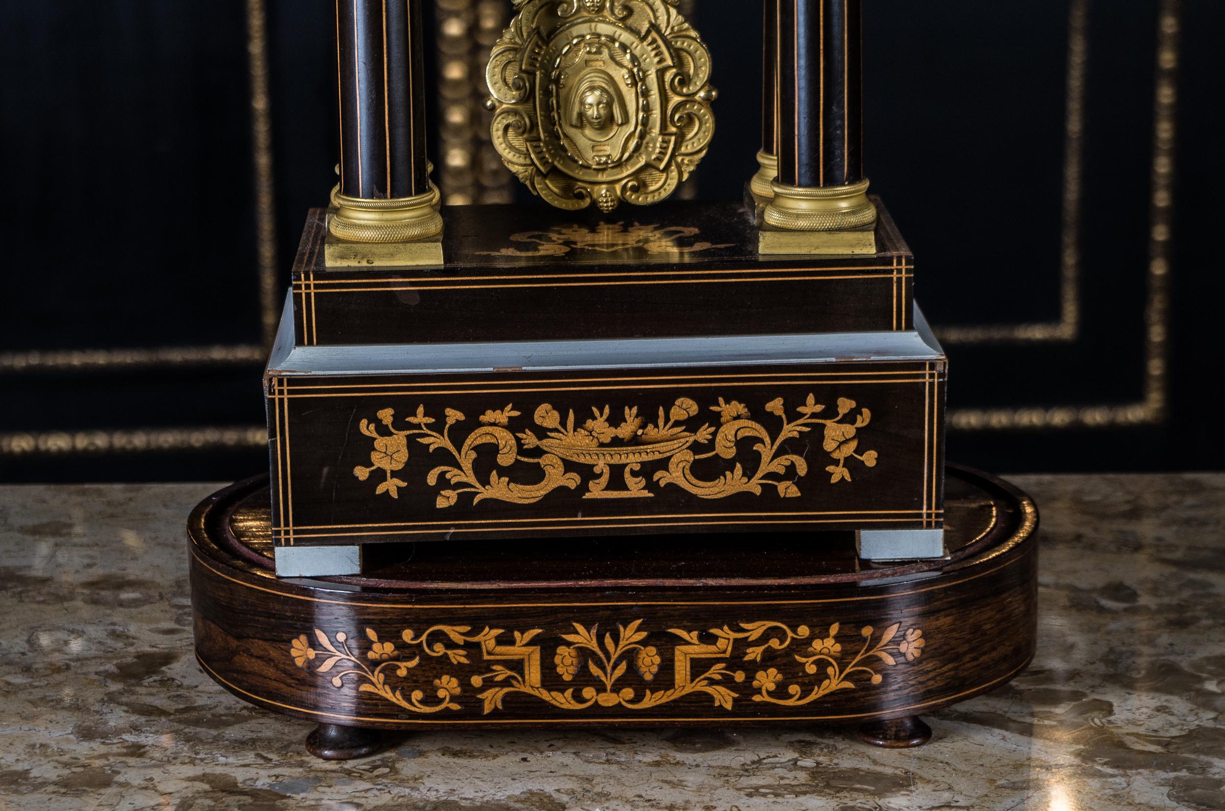 Biedermeier Chimney Clock with Inlays, circa 1860 In Good Condition In Berlin, DE