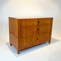 Biedermeier Commode, Cherry Veneer, South Germany circa 1820