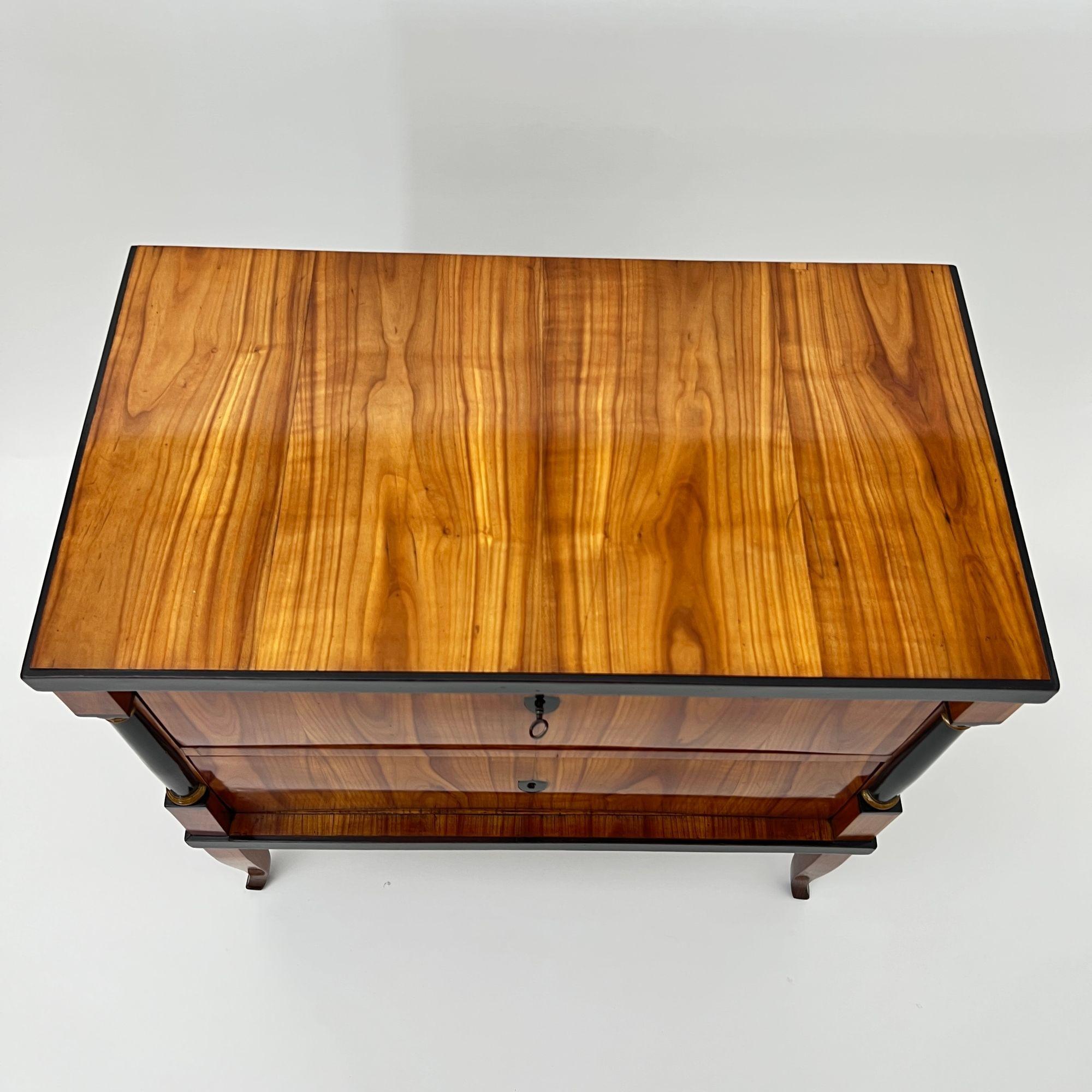 Biedermeier Commode, Cherry Wood, Ebonized, Gilded, Franconia circa 1820 For Sale 5