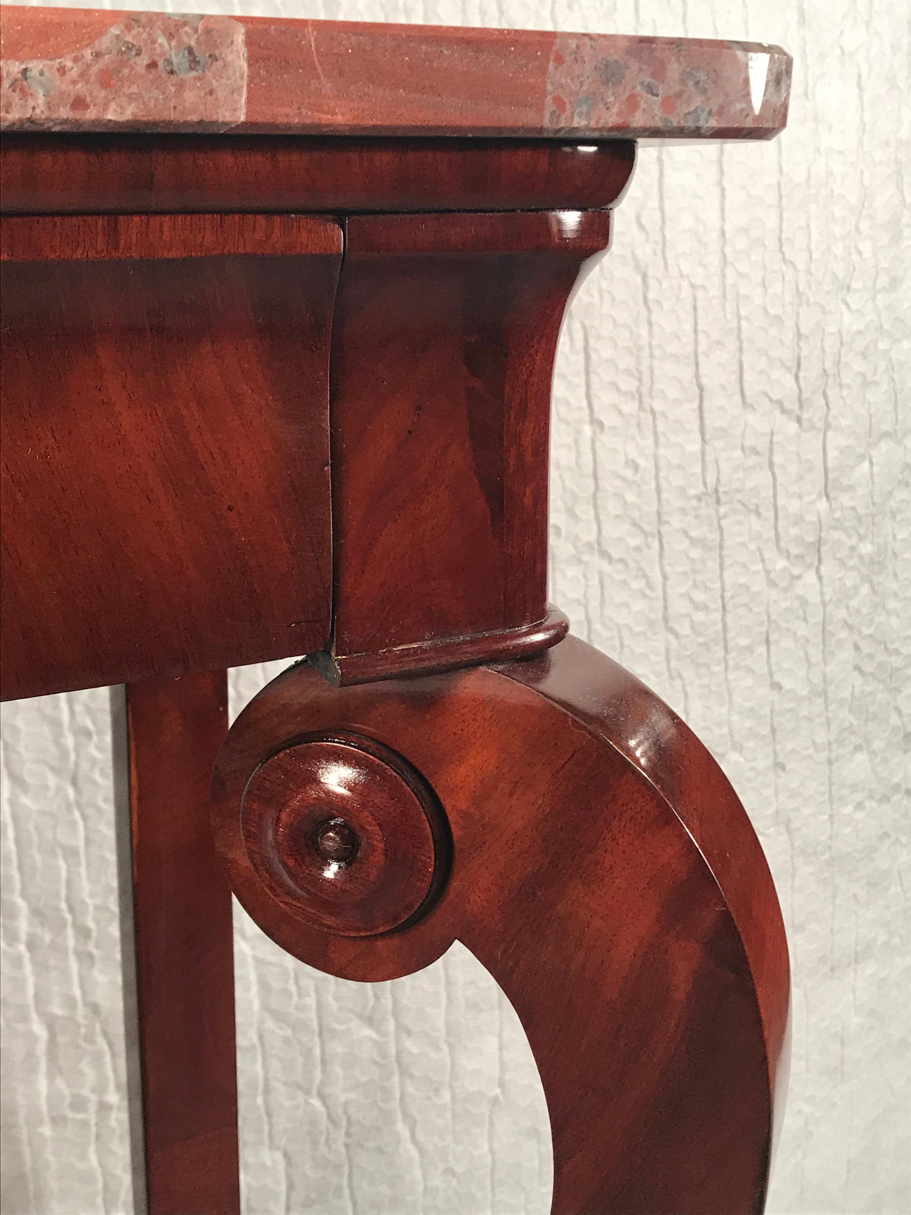Biedermeier Console Table, North German, 1820, Mahogany In Good Condition For Sale In Belmont, MA