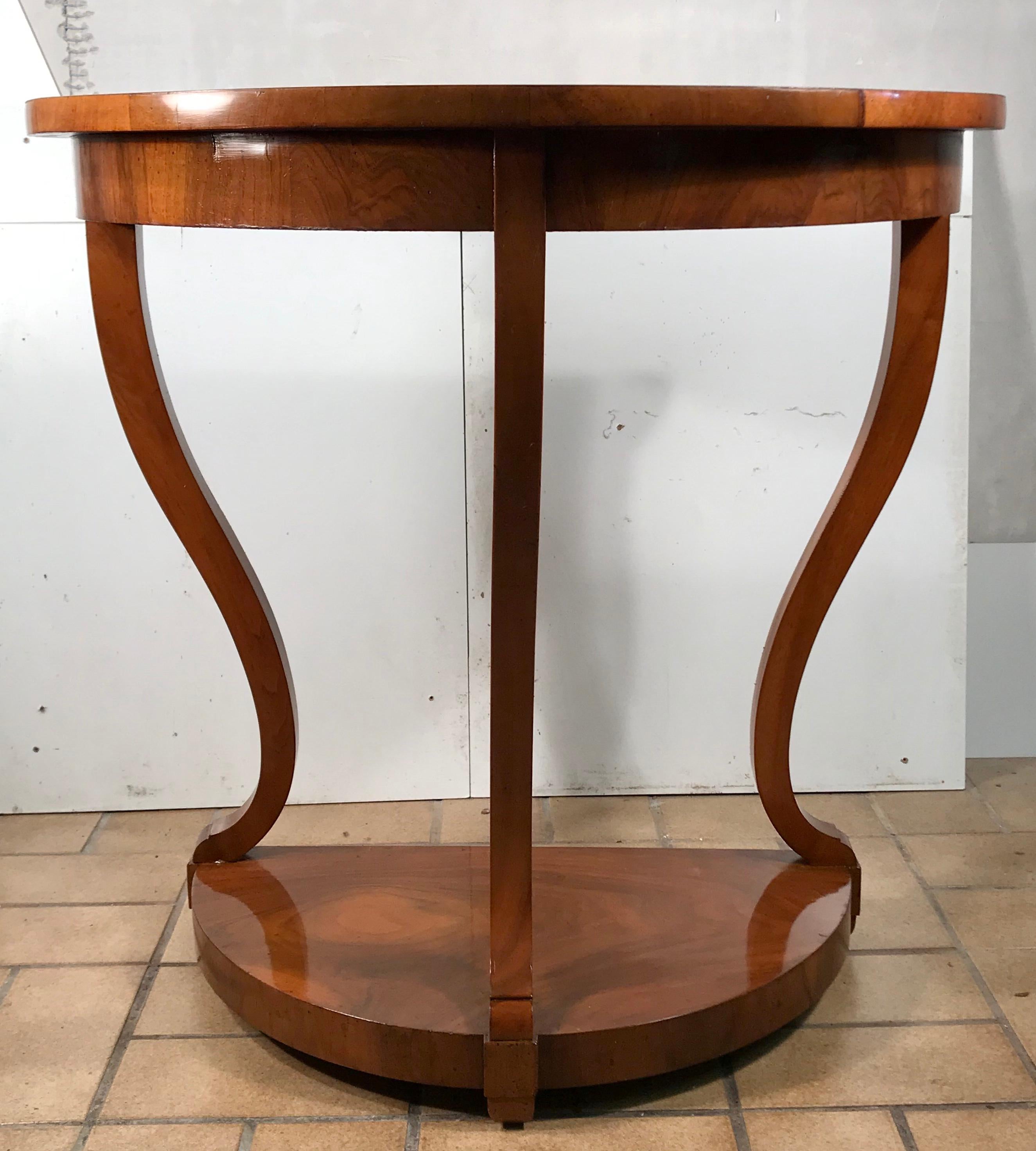 Biedermeier Console Table, Walnut Veneer, South German, 1820 1