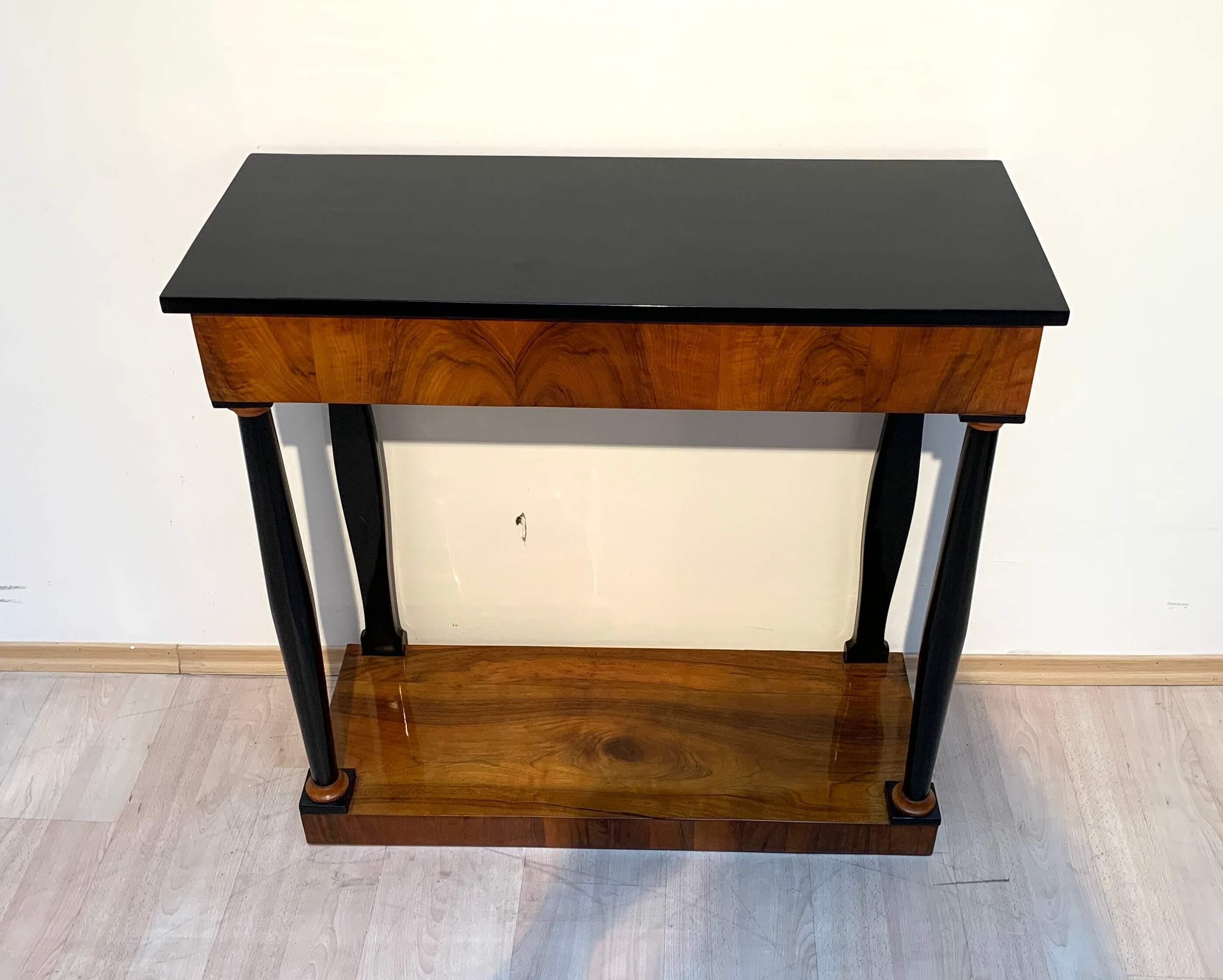 Biedermeier Console Table, Walnut Veneer, Ebonized, South Germany, circa 1820 For Sale 6