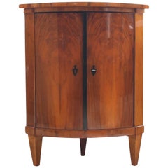 Biedermeier Corner Cabinet, Walnut Veneer, South Germany, circa 1830