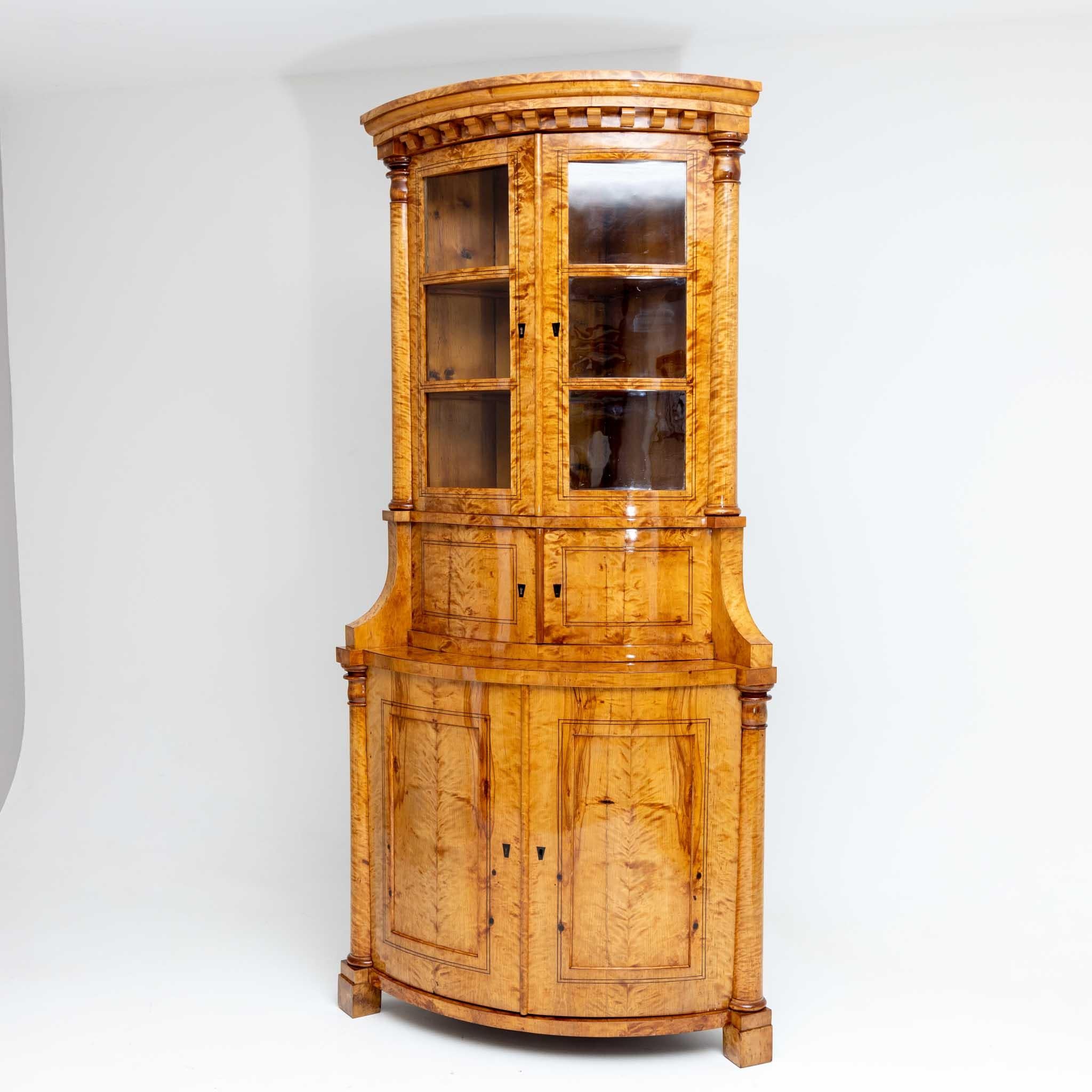 European Biedermeier Corner Display Case, Northern Europe, 1st Half 19th Century For Sale