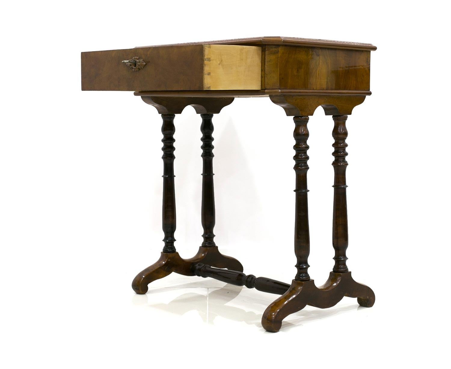 French Biedermeier Decorative Thread Table with Marquetry Details, France, circa 1820 For Sale