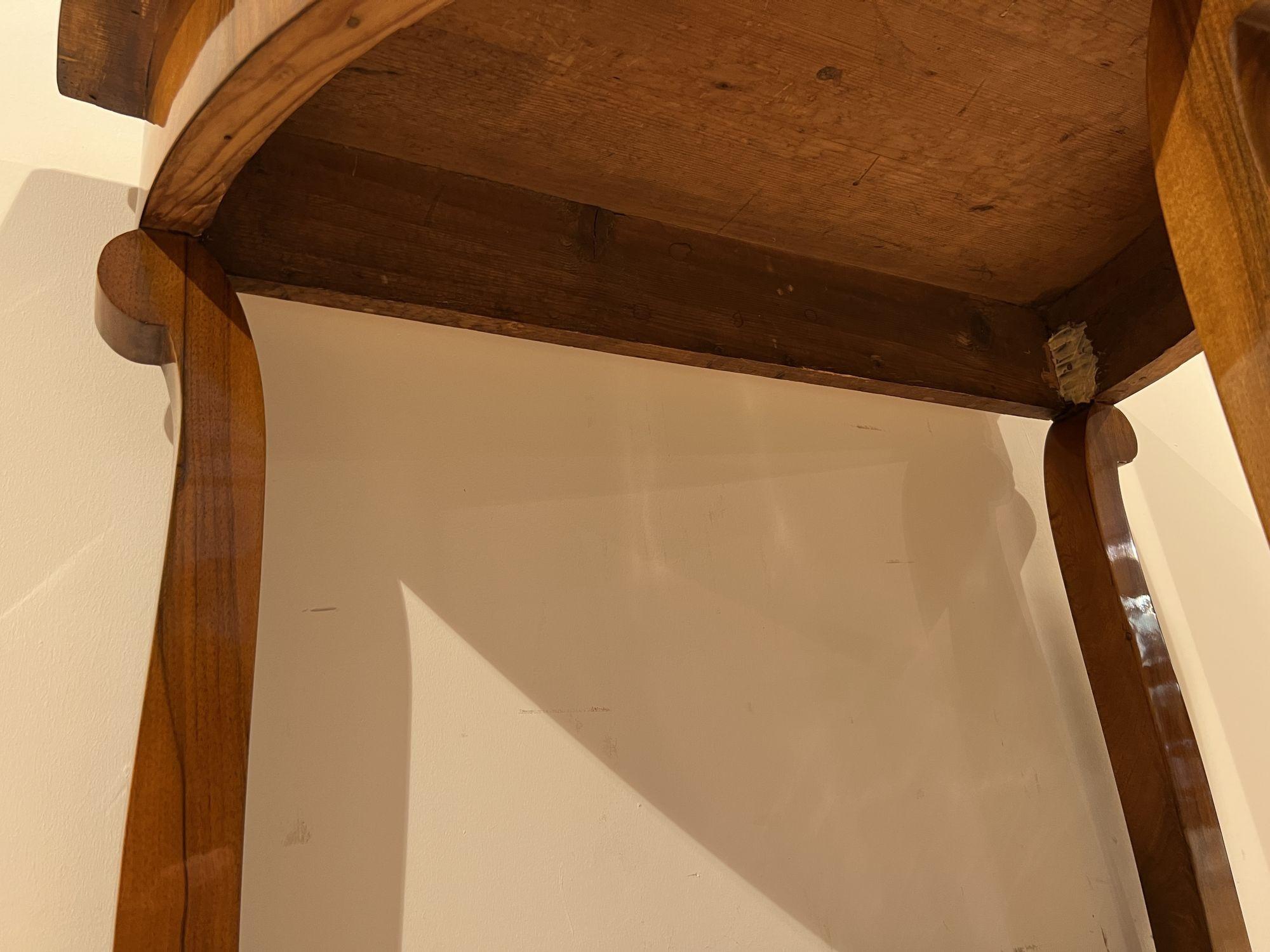Biedermeier Demi-Lune Console Table, Walnut Veneer, Maple, Austria, circa 1830 For Sale 7