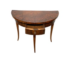 Biedermeier Demi-Lune Konsolentisch, Nussbaumfurnier, Süddeutschland um 1825