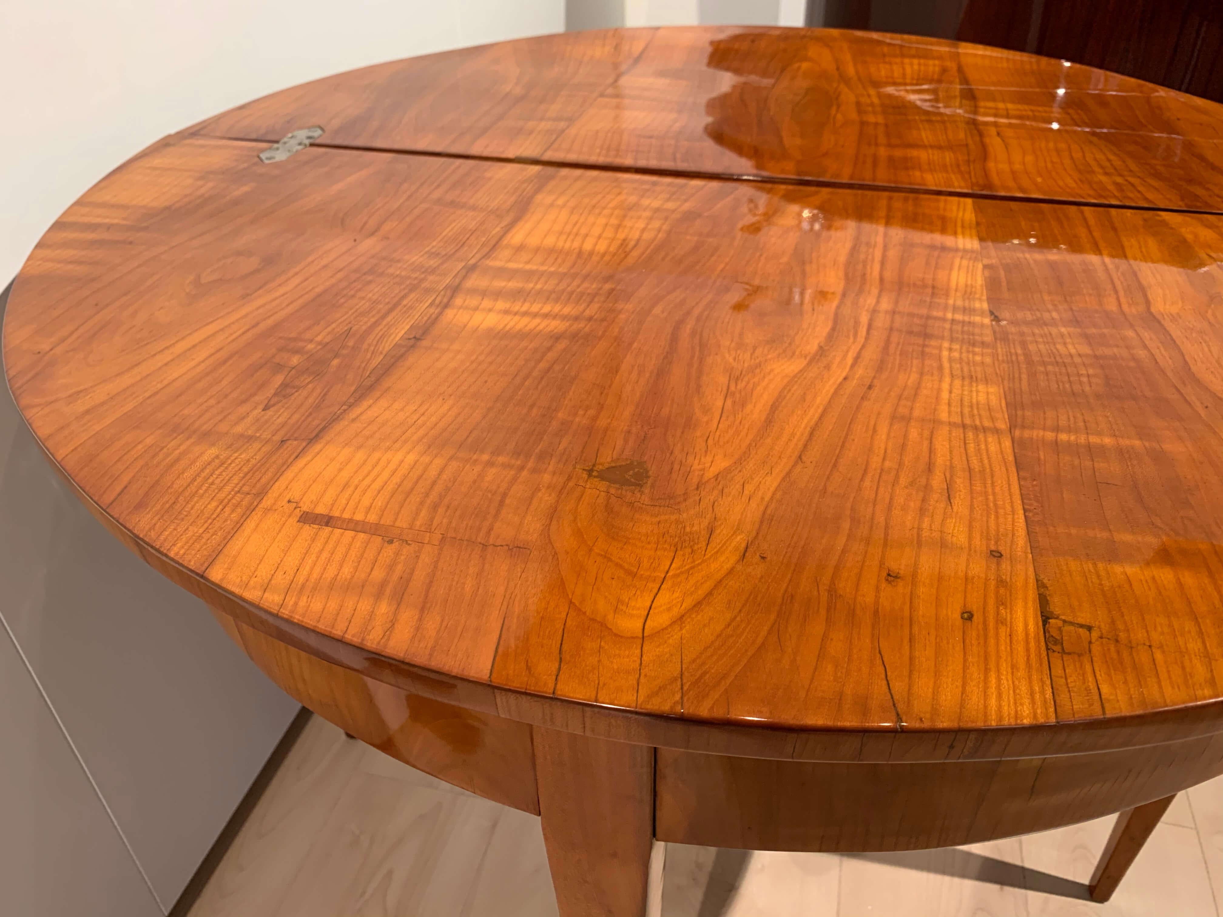 Biedermeier Demi-Lune Fold-Out Table, Cherry Veneer, South Germany, circa 1820 11