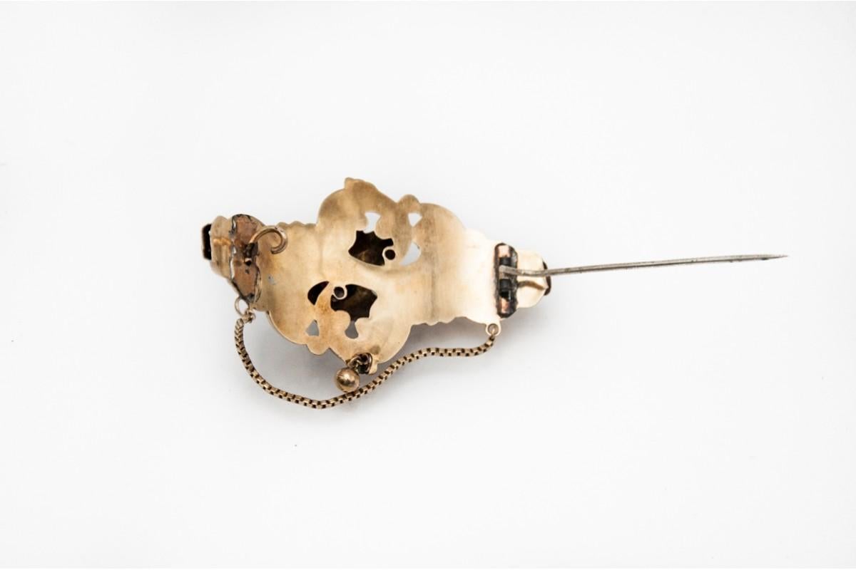 Biedermeier demi-parure, gold bracelet and brooch with garnets & enamel, 1850s. For Sale 1