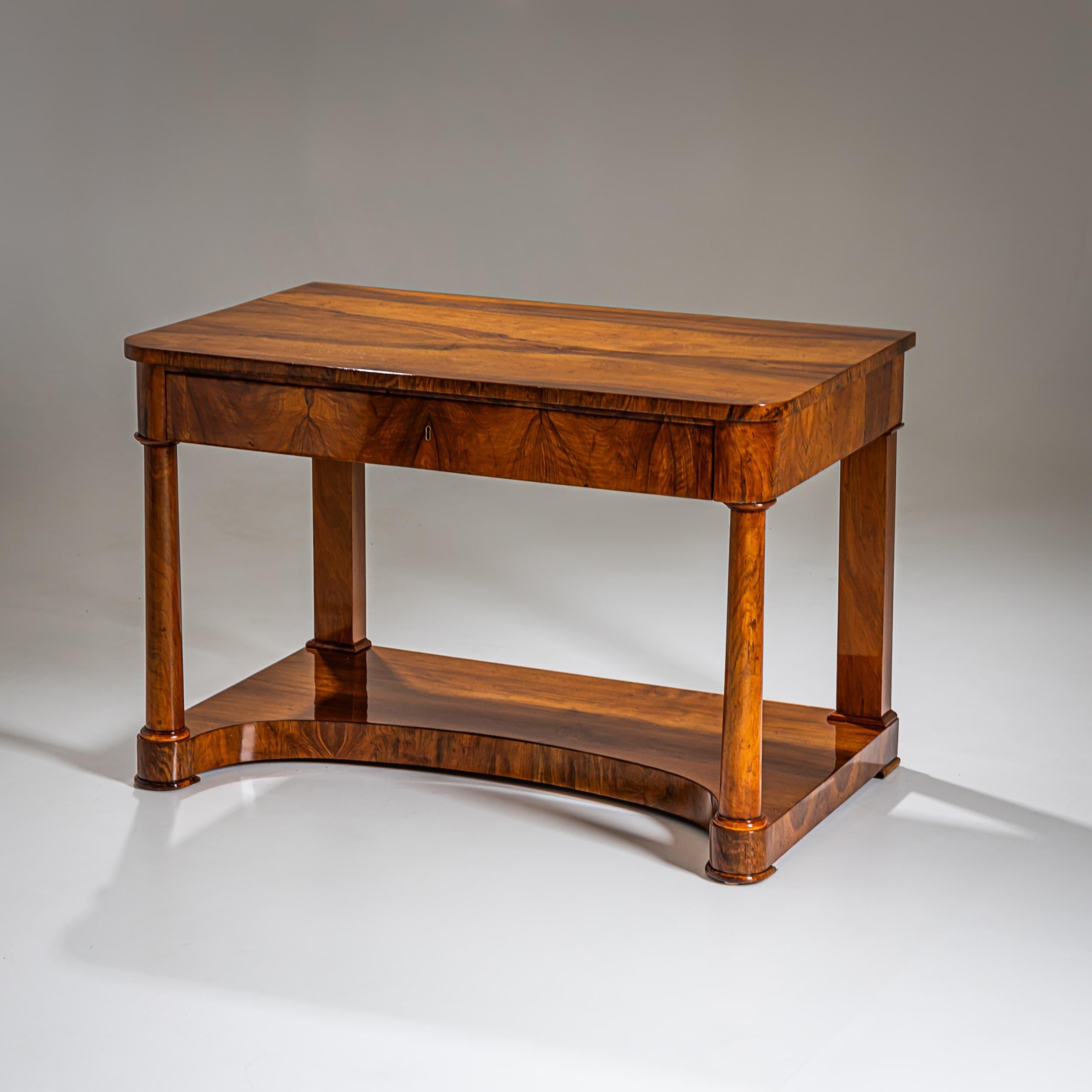 Biedermeier-Schreibtisch, um 1820 im Angebot 2