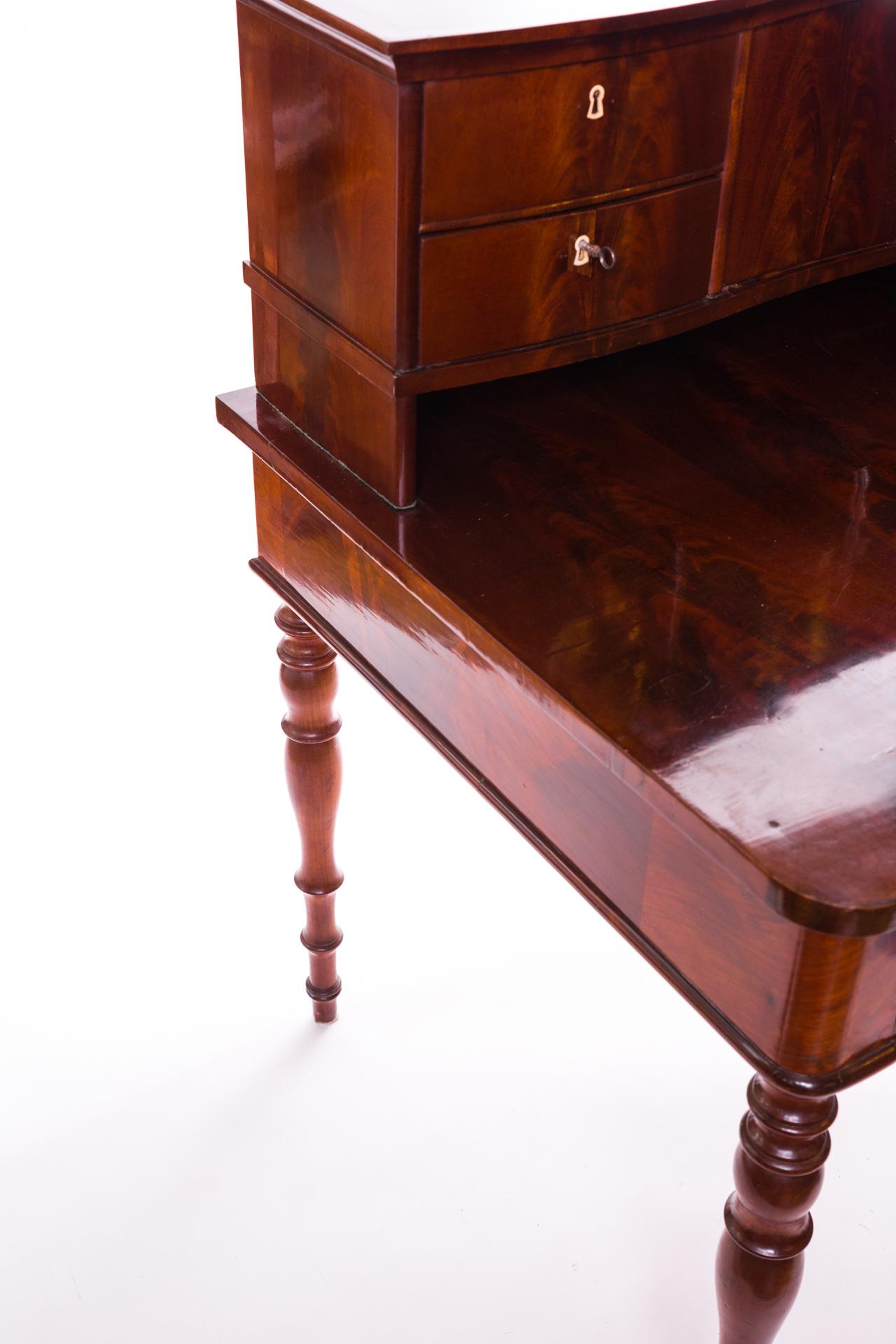 Biedermeier Desk with Extension, Polished Mahogany, Dark, Wooden, circa 1840 For Sale 4