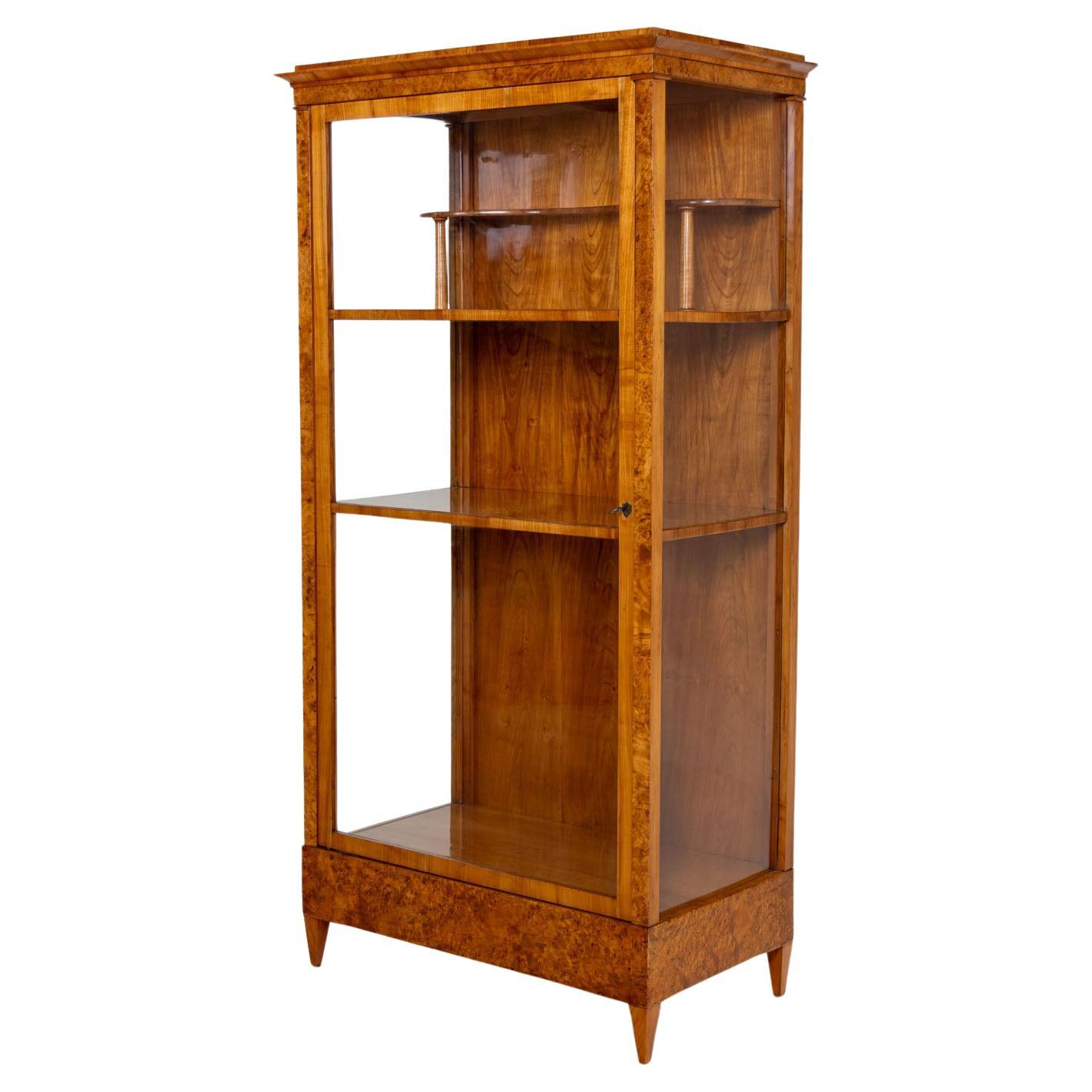 Biedermeier Vitrinenschrank, Deutschland um 1830