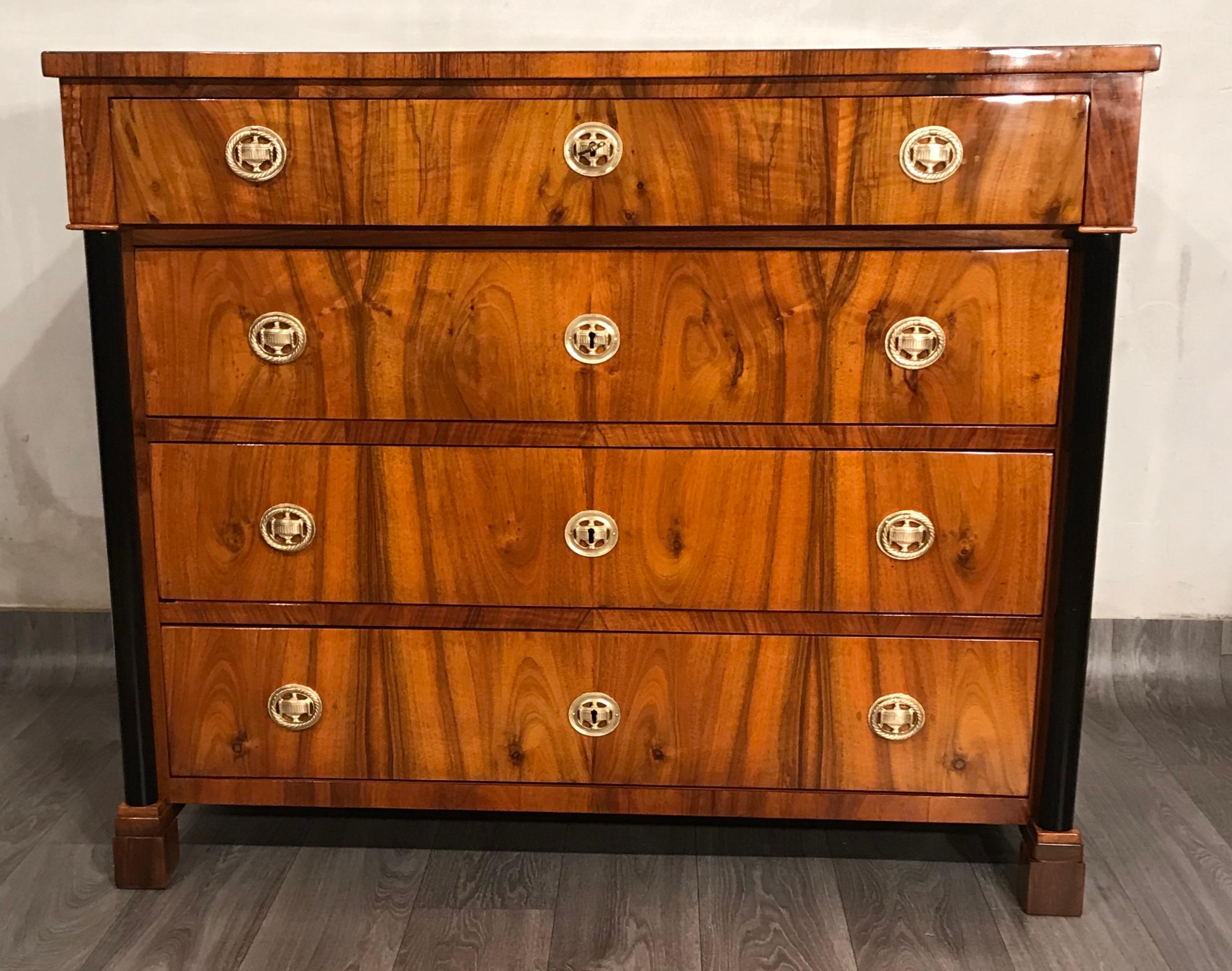 Veneer Biedermeier Dresser, South German 180, Walnut