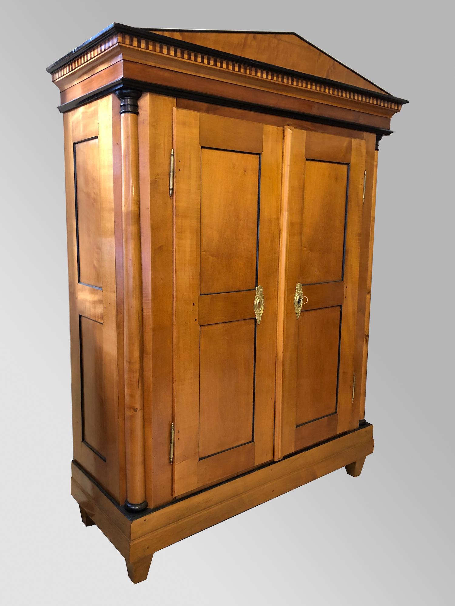 Biedermeier / Empire Cabinet / Saxony Around 1810 / Maple For Sale 1