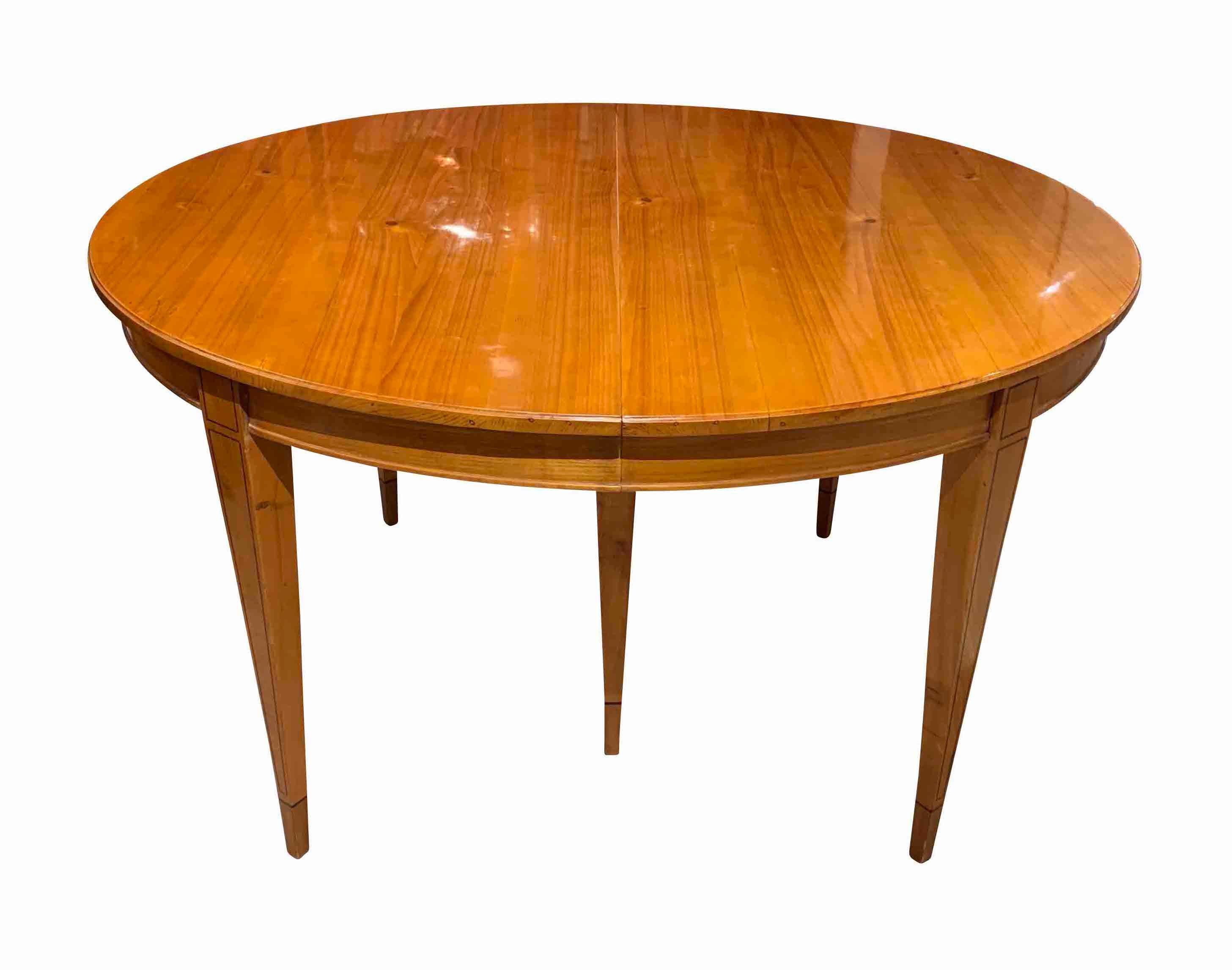 Biedermeier Expandable Table, Cherrywood, Southwest Germany, 19th Century 3