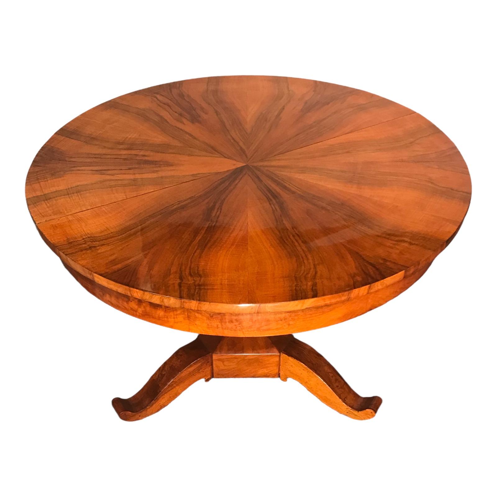 Veneer Biedermeier Extendable Table, South German 1820 For Sale