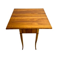 Table de jeu pliante Biedermeier, placage en cerisier, Allemagne du Sud, vers 1830