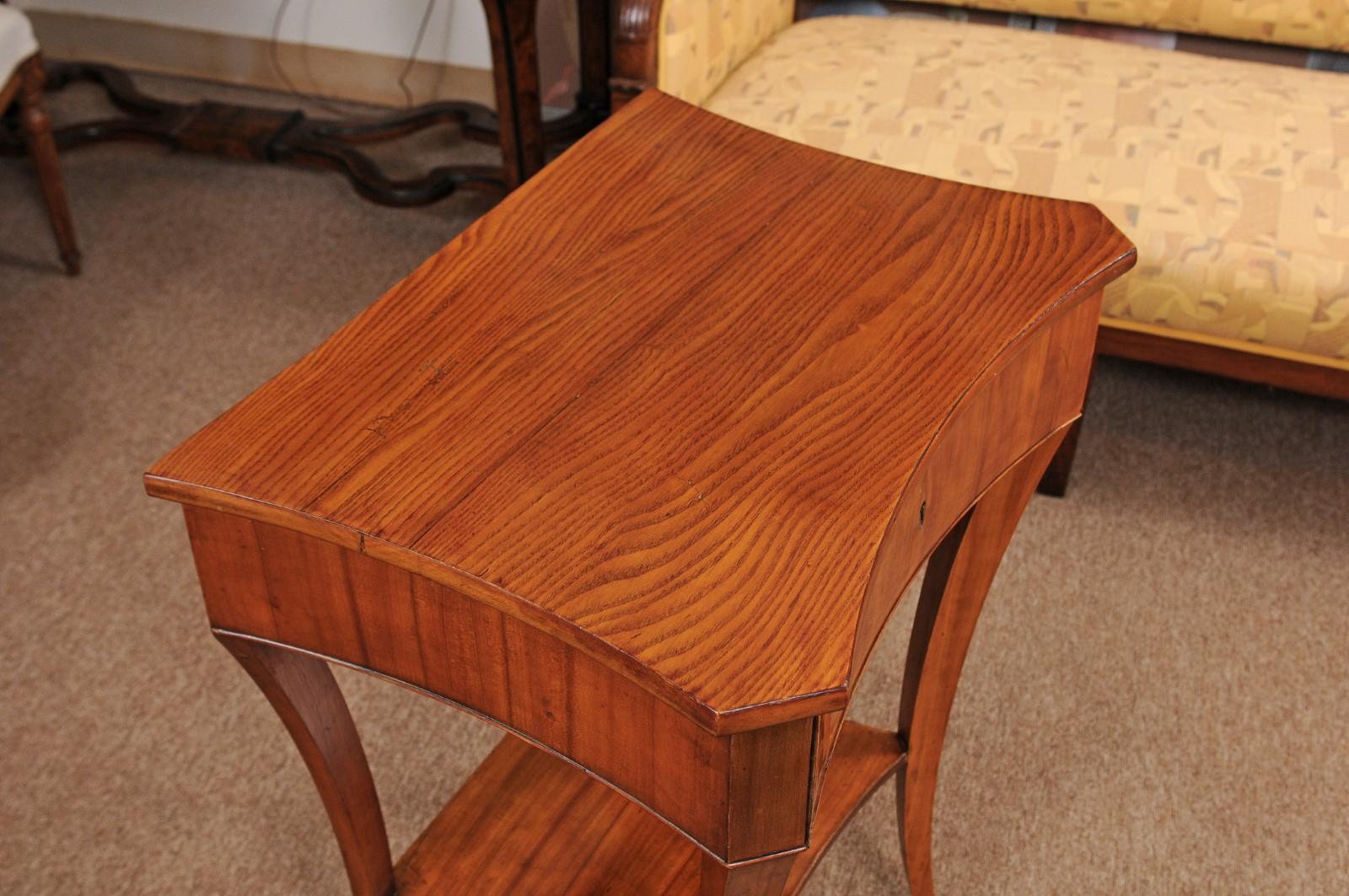 Biedermeier Fruitwood and Ash Side Table, Early 19th Century In Good Condition For Sale In Atlanta, GA