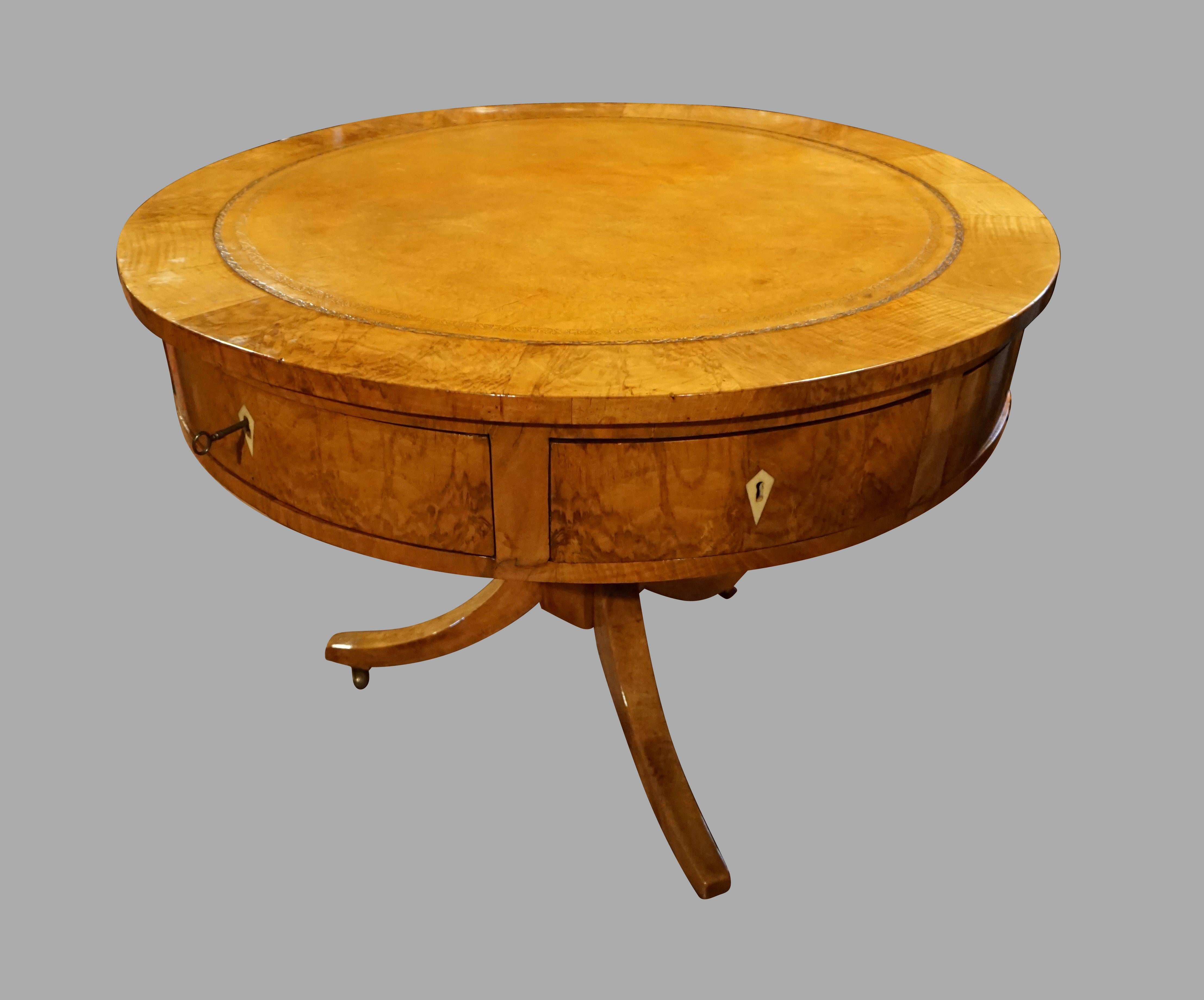 Biedermeier Fruitwood Center Table with Rotating Gilt-Tooled Leather Top In Good Condition In San Francisco, CA