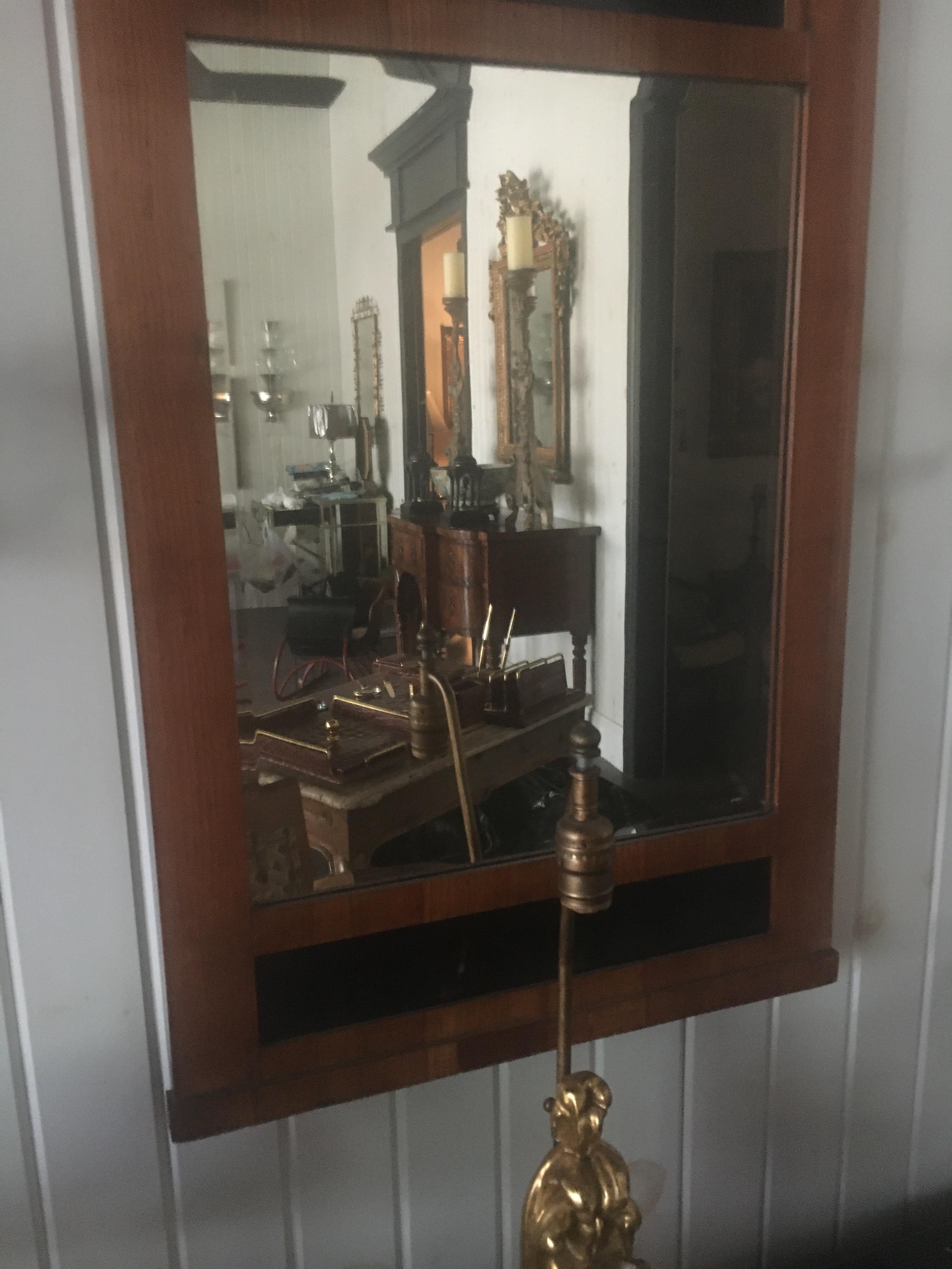 Miroir de pilier Biedermeier en bois fruitier, XIXe siècle Bon état - En vente à Buchanan, MI
