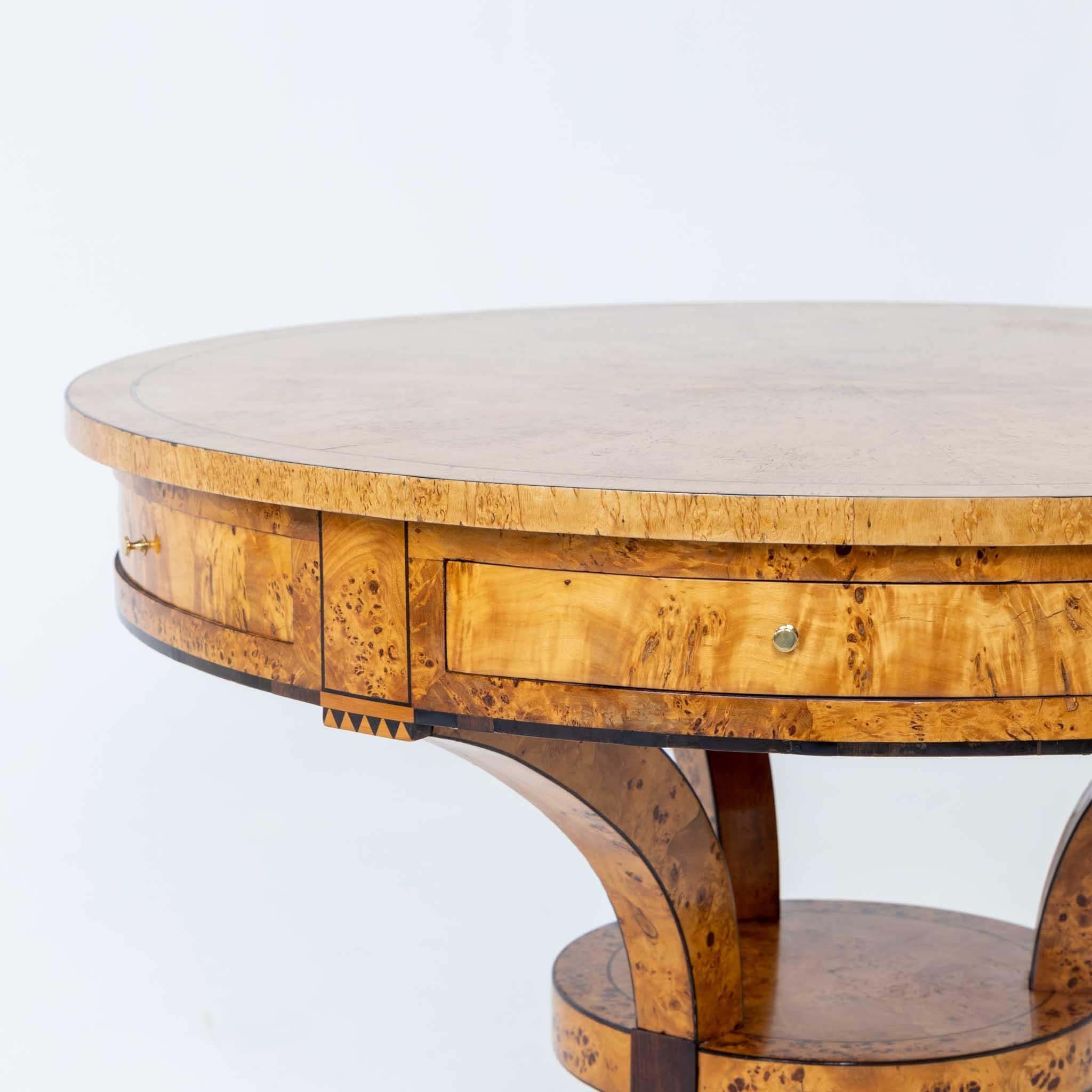 Biedermeier Game Table in Birch, Baltic States, early 19th Century For Sale 2