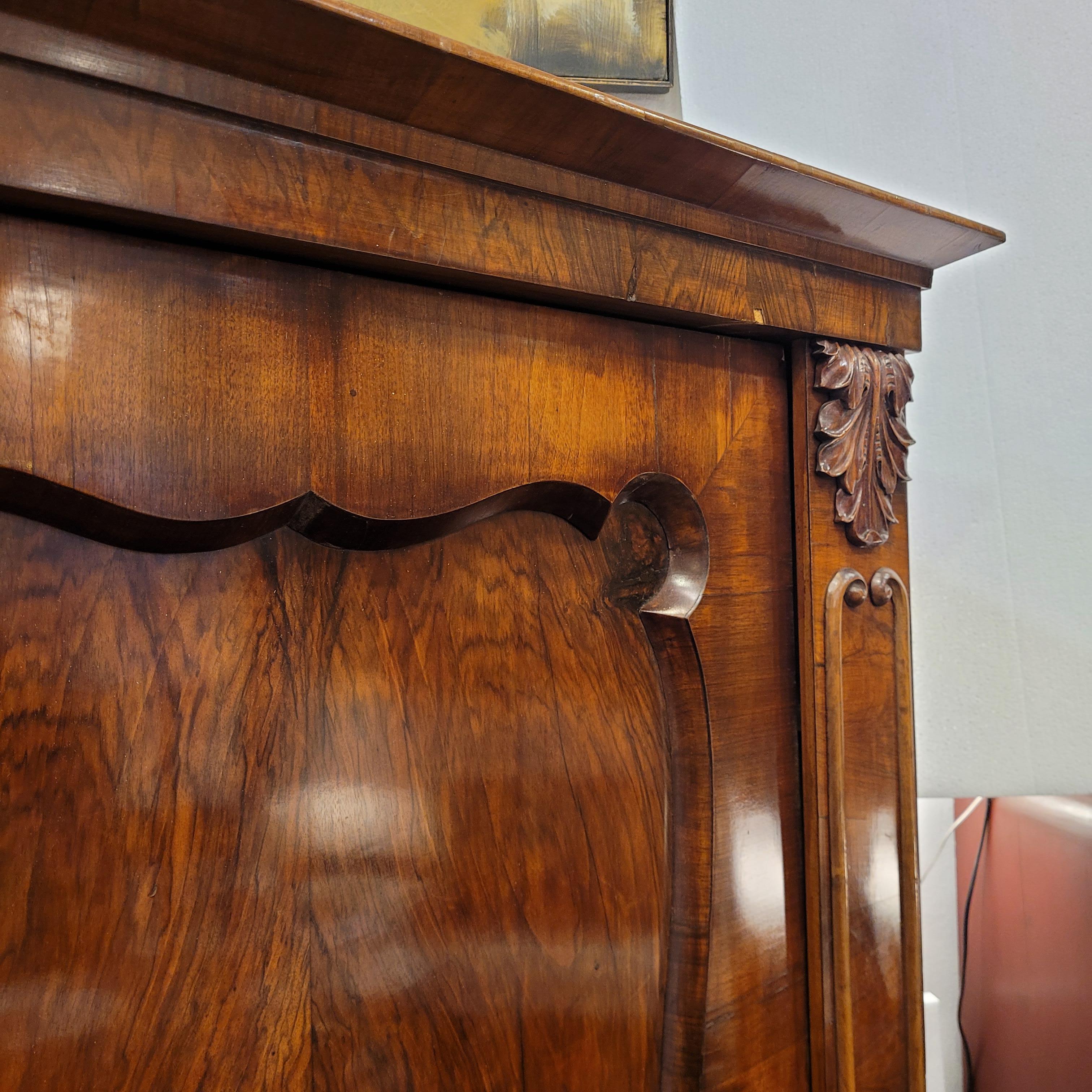 Biedermeier Deutschland  Schrank/ Kabinett, Eschenholz im Angebot 8