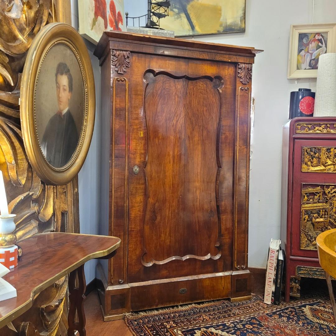 Biedermeier Deutschland  Schrank/ Kabinett, Eschenholz im Angebot 14