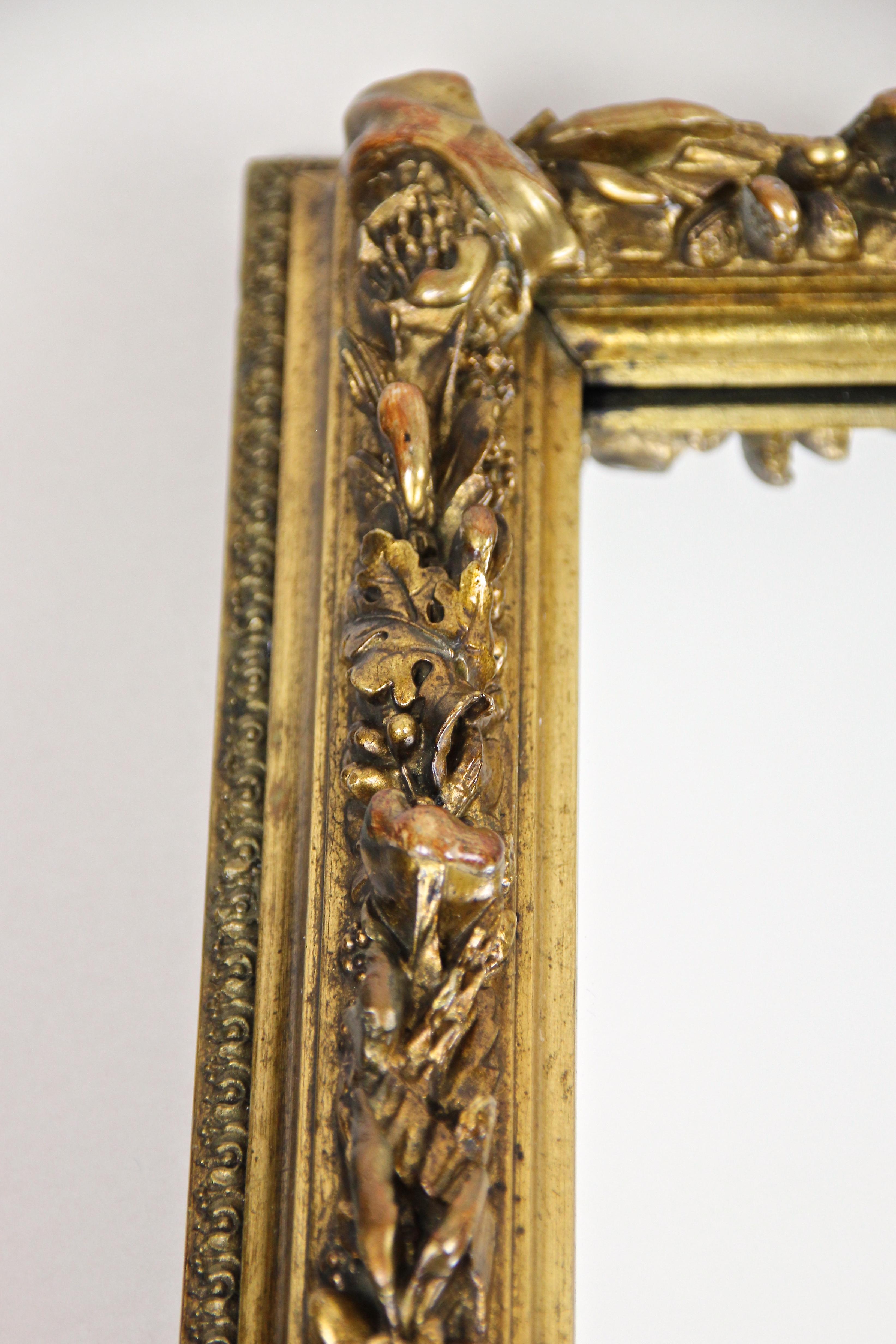 Biedermeier Gilt Floral Wall Mirror with Stucco Works, Austria, circa 1840 7