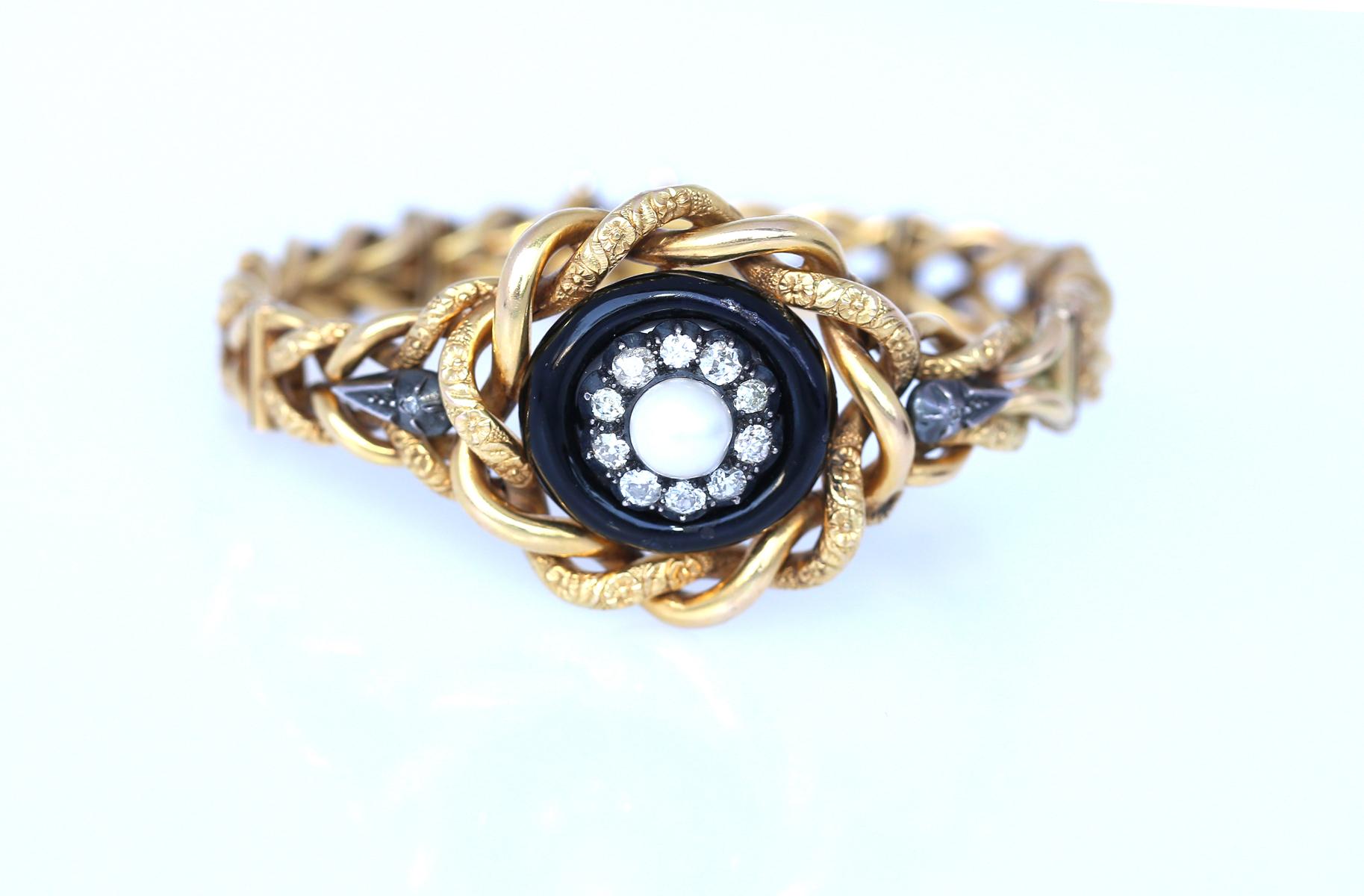 Round Cut Biedermeier Gold Enamel Pearl Diamonds Bracelet, 1840 For Sale