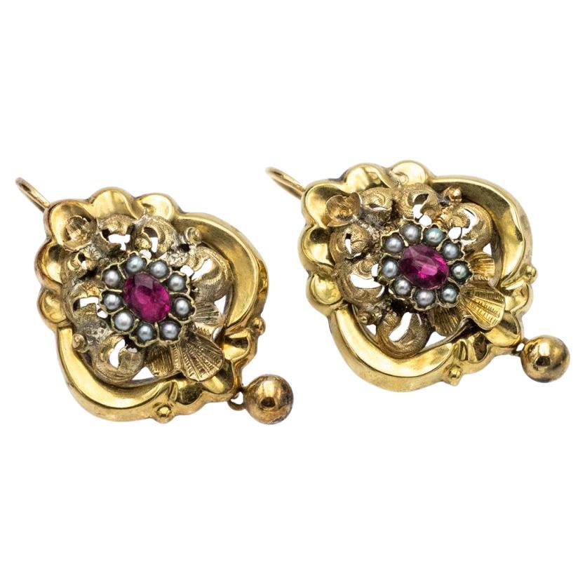 Biedermeier gold hanging earrings, Austria-Hungary, late 19th century.