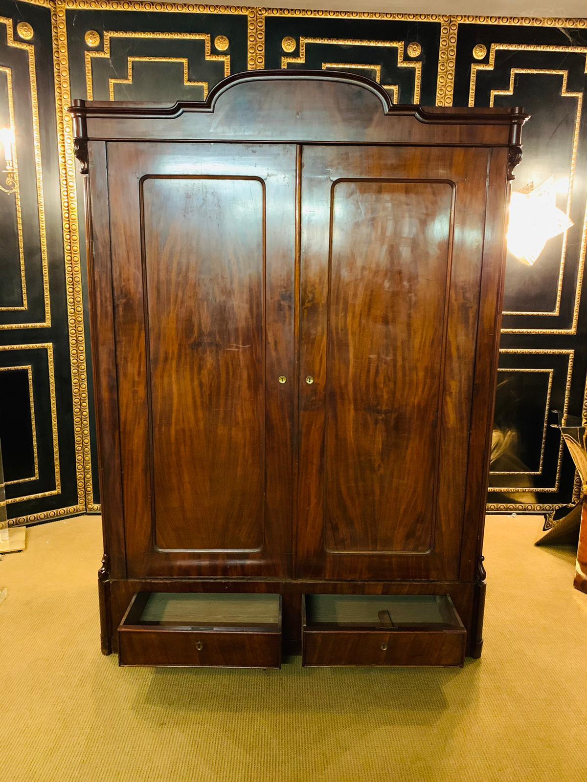 Antique Biedermeier Hall Cabinet / Wardrobe Around 1860 Mahogany veneer For Sale 6