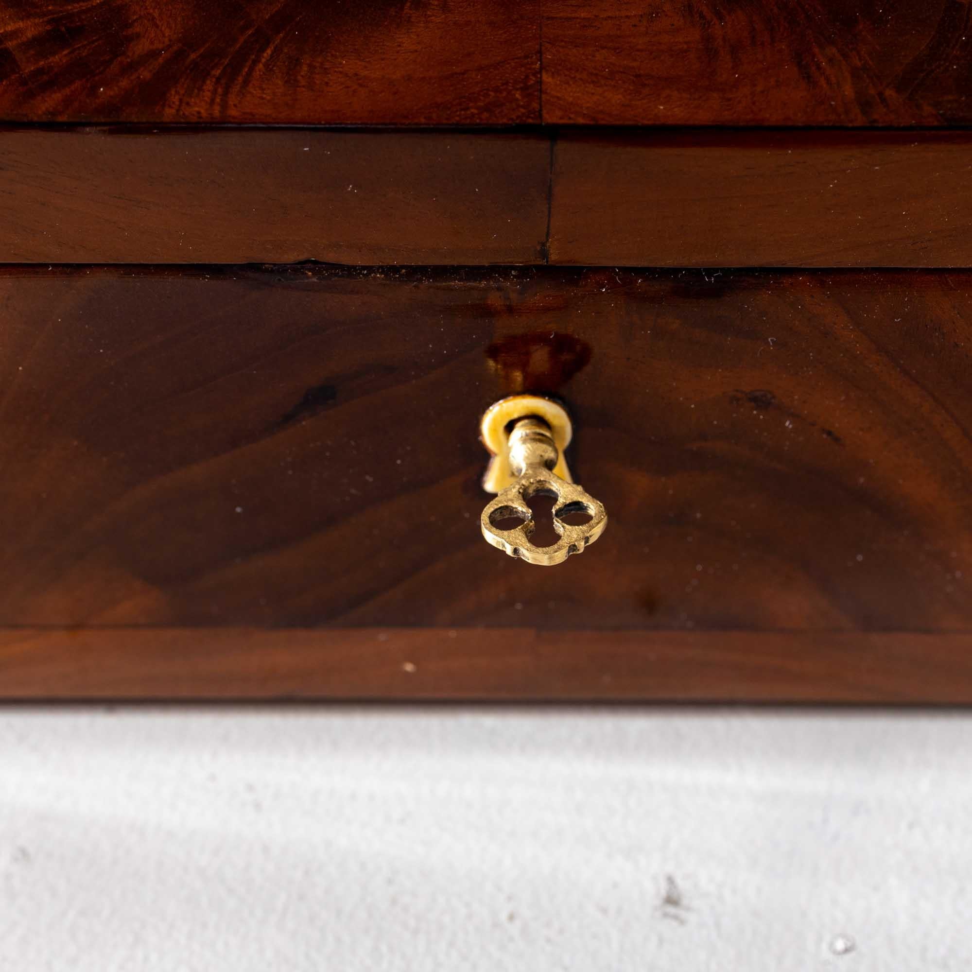 Walnut Biedermeier Jewelry Box, Mid-19th Century For Sale