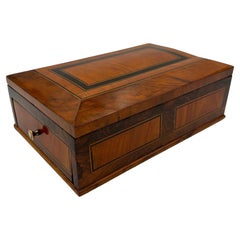 Biedermeier-Schmuckkästchen, Nussbaum, Ebenholz, Ahorn, Süddeutschland um 1830