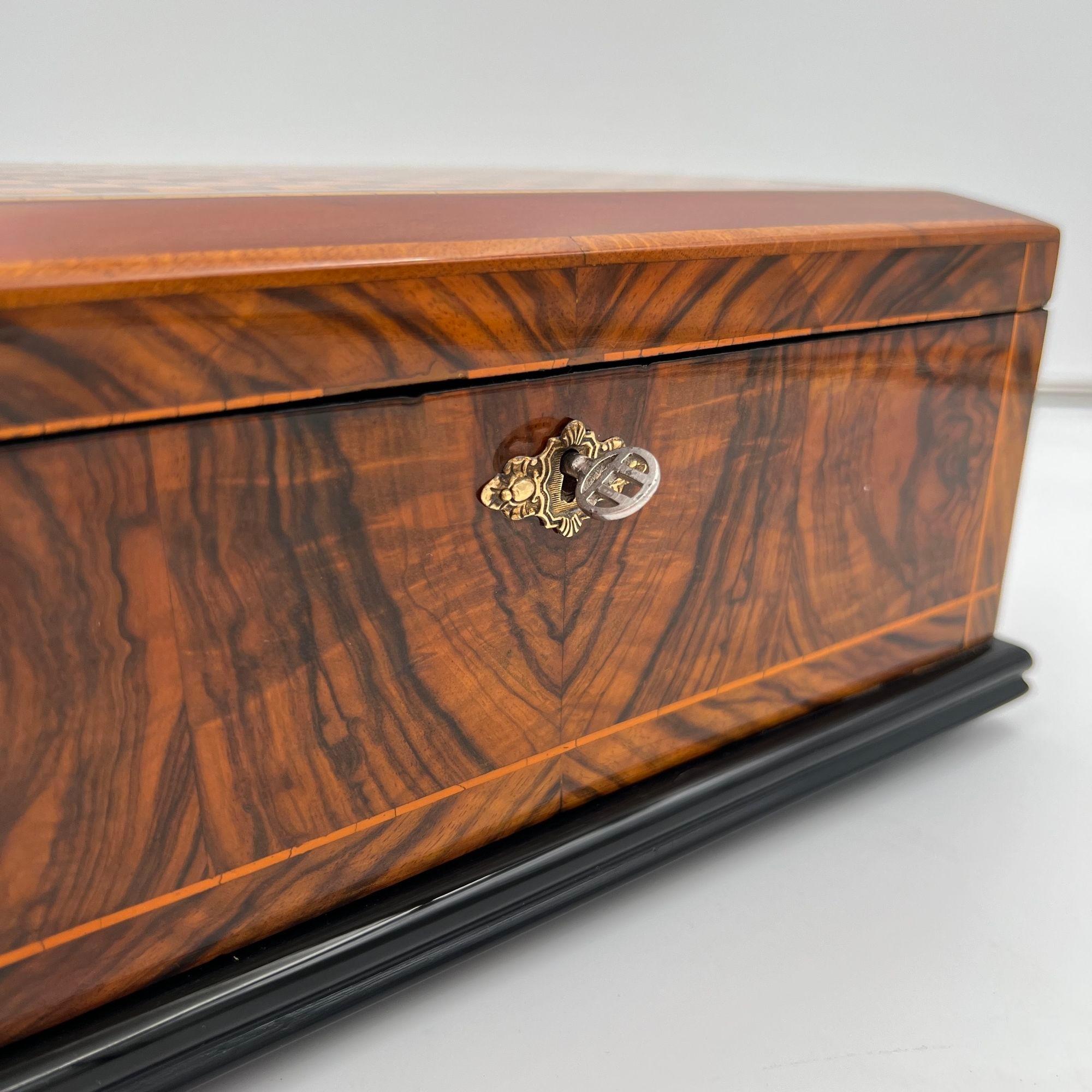 Joyero Biedermeier, Nogal, Caoba, Arce, Sur de Alemania circa 1830 en venta 1