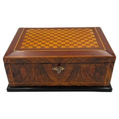 Biedermeier Jewelry Box, Walnut, Mahogany, Maple, South Germany circa 1830