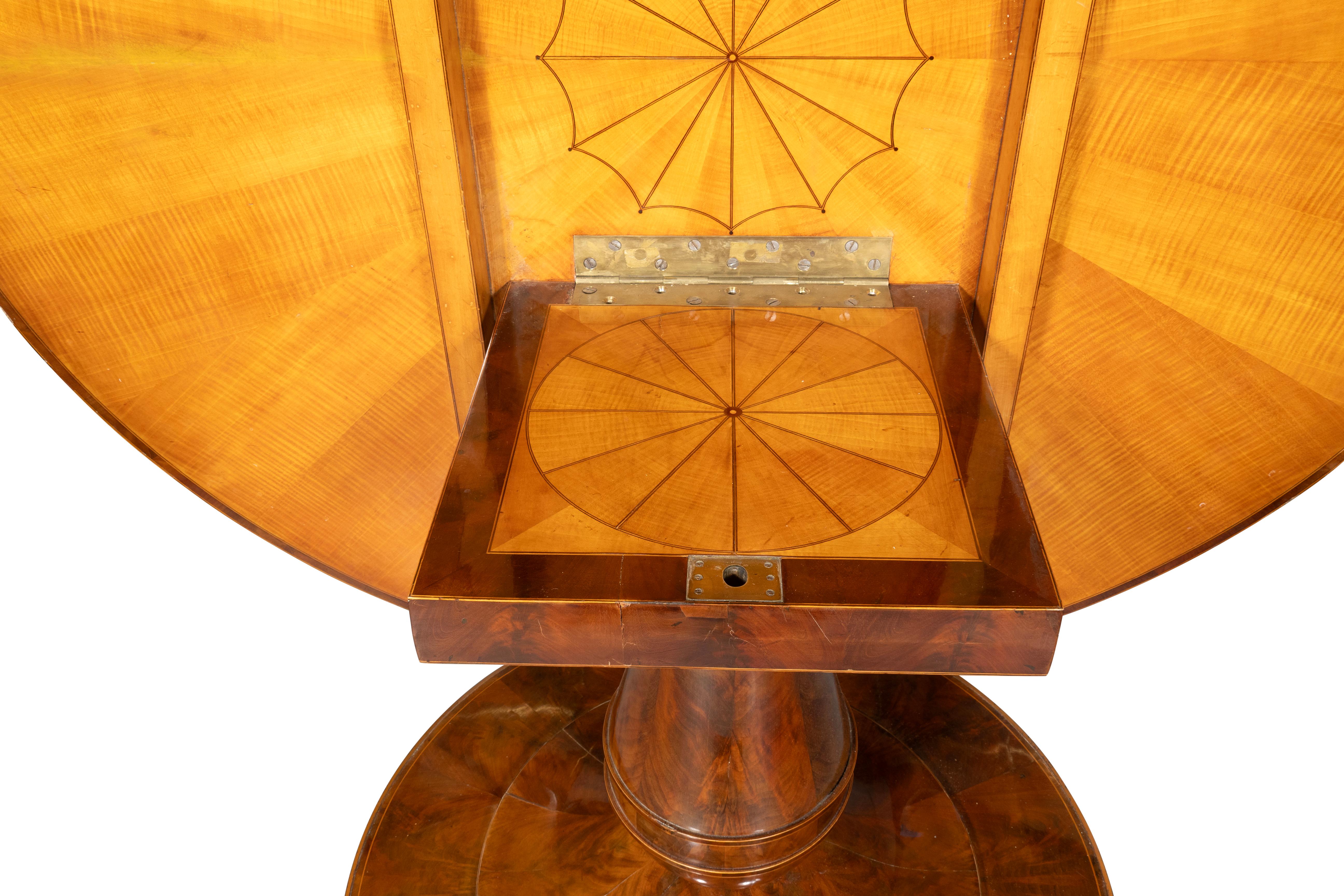 Biedermeier Mahogany And Satinwood Center Table For Sale 3