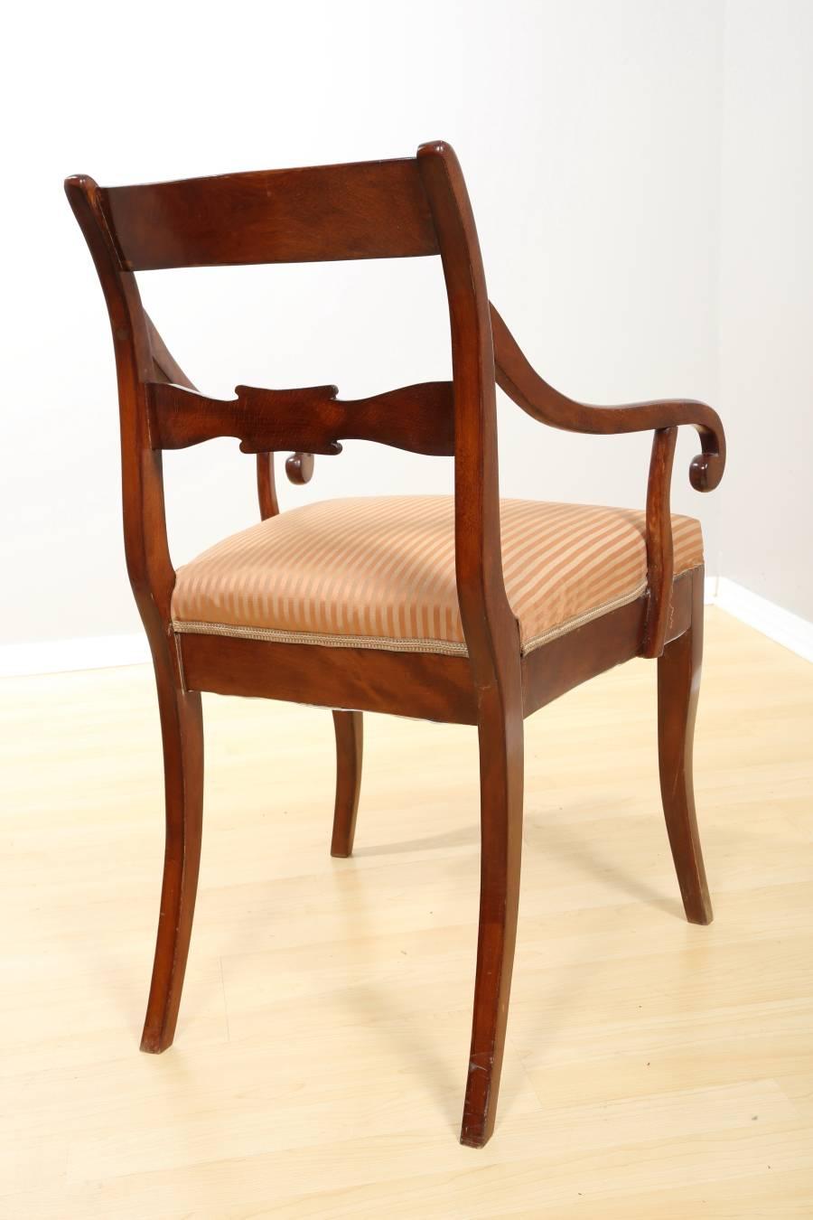 Biedermeier Mahogany Chair, circa 1830 In Excellent Condition For Sale In Chicago, IL