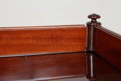 Biedermeier-Schreibtisch aus Mahagoni, um 1850