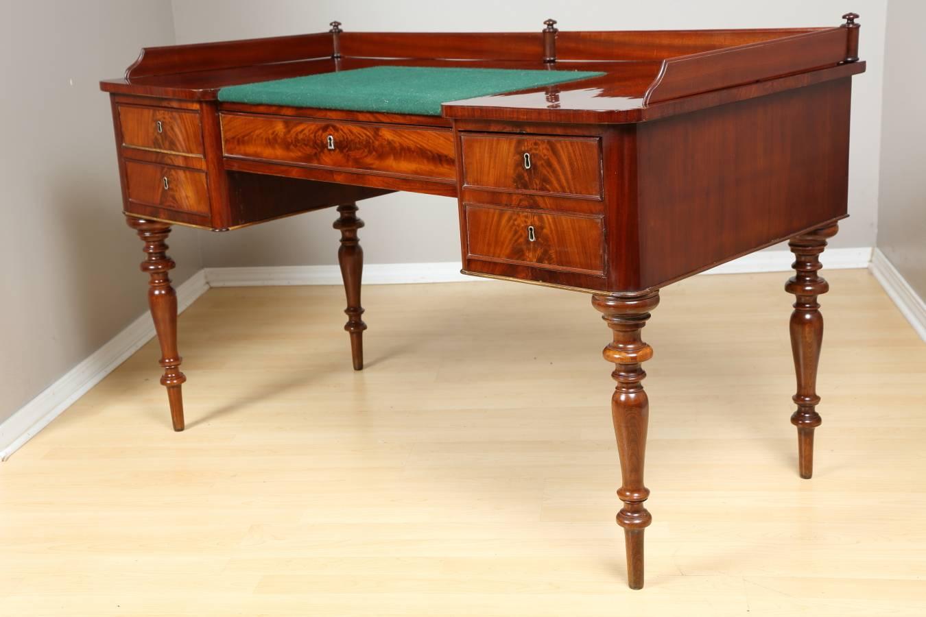 19th Century Biedermeier Mahogany Desk, circa 1850 For Sale