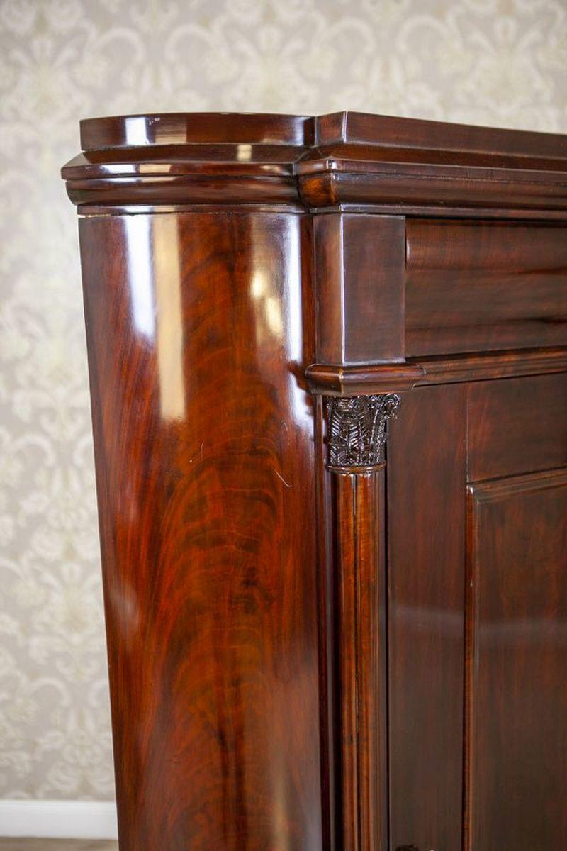 Mobile ad angolo in mogano impiallacciato Biedermeier, CIRCA 1870 in vendita 4