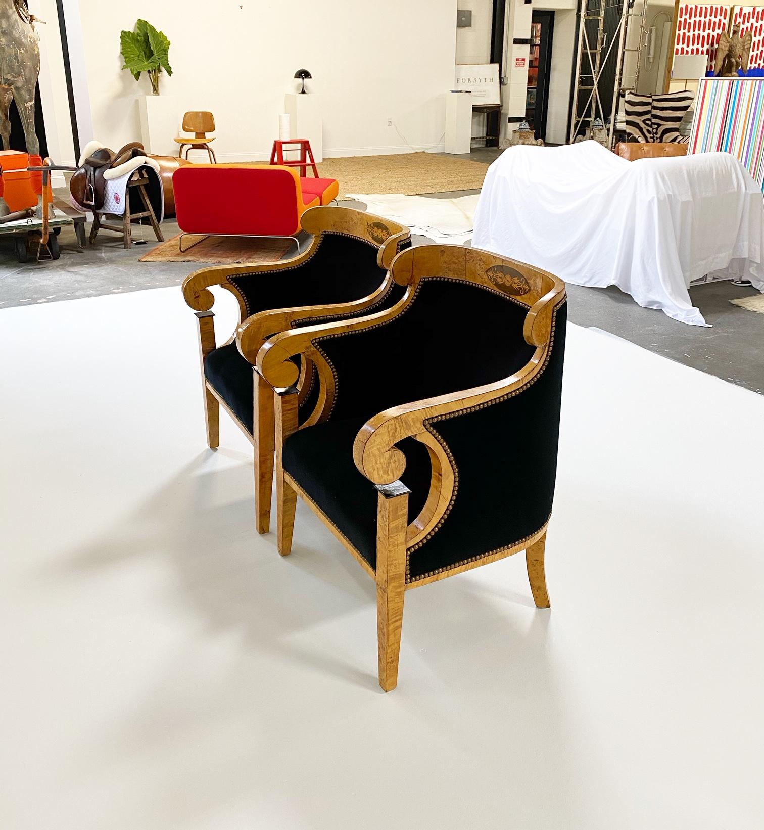 Biedermeier-Intarsien-Sessel aus Rose Uniacke Samt, Paar im Angebot 4