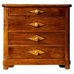 Cómoda Biedermeier en miniatura, hacia 1820