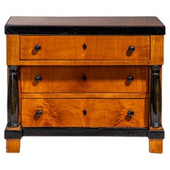 Cassettone Biedermeier in miniatura, 1820 circa
