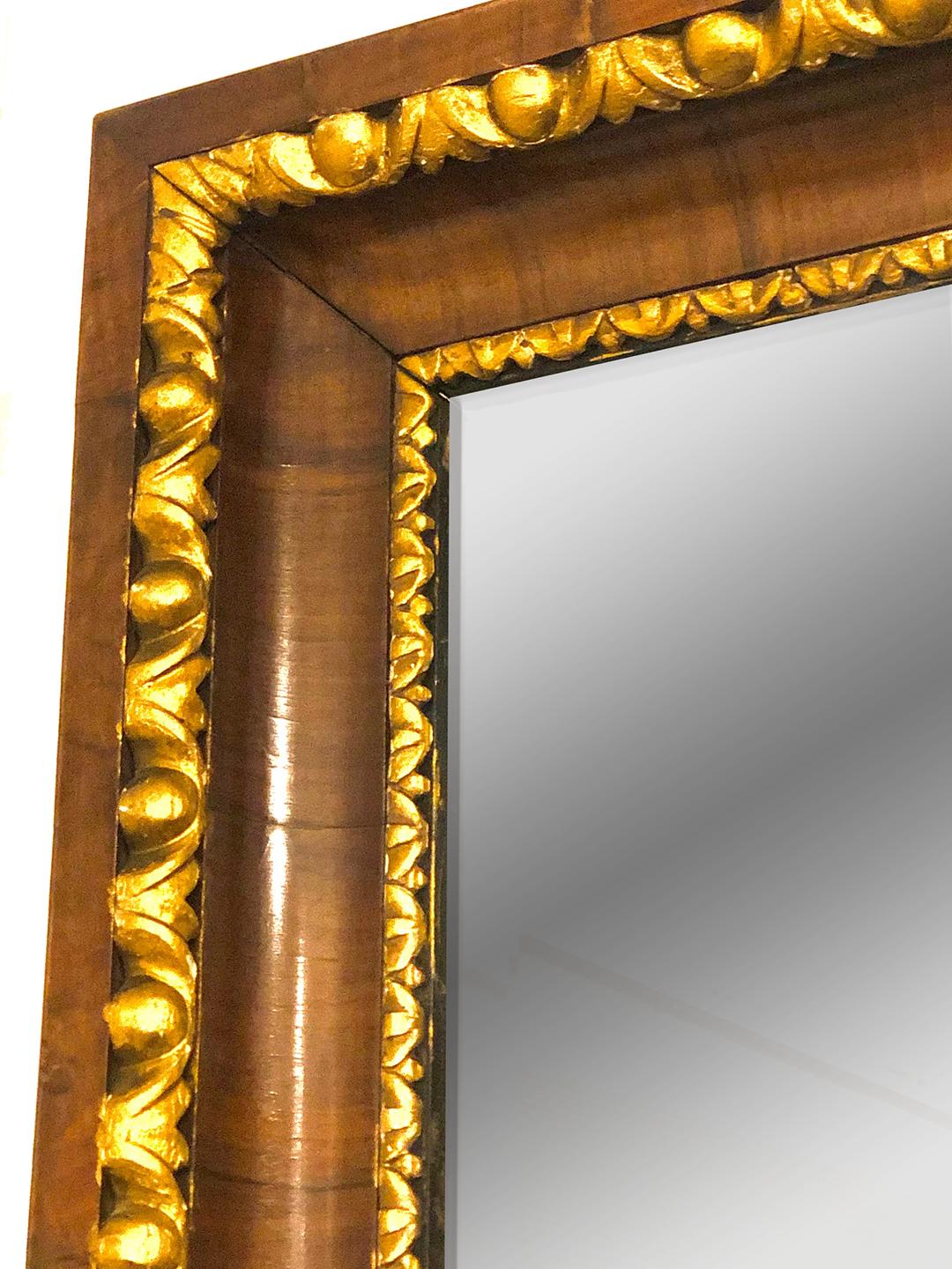 Biedermeier Mirror with Gilt Details In Good Condition For Sale In New York, NY