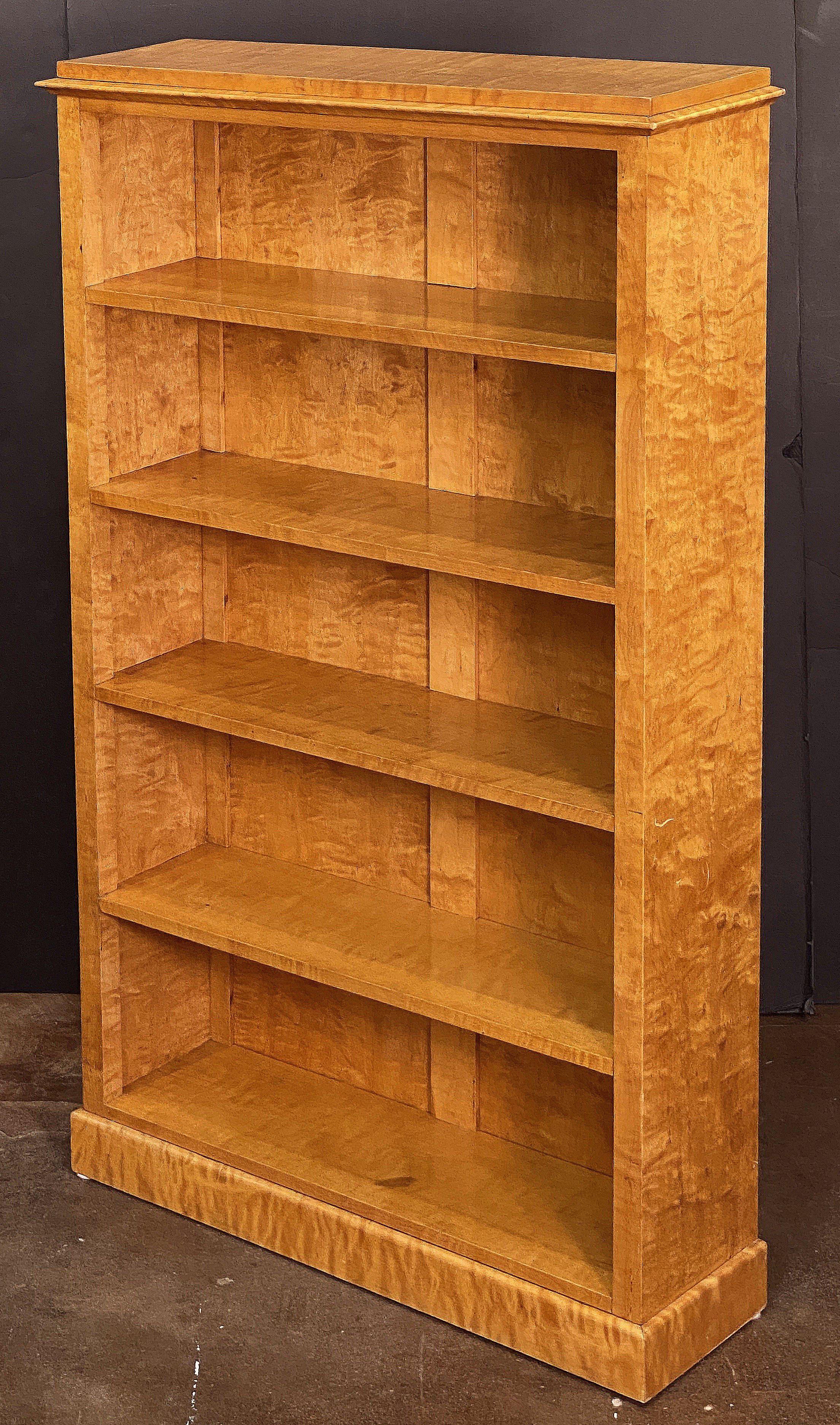 Biedermeier Open Bookcase or Shelves of Curly Maple In Good Condition For Sale In Austin, TX