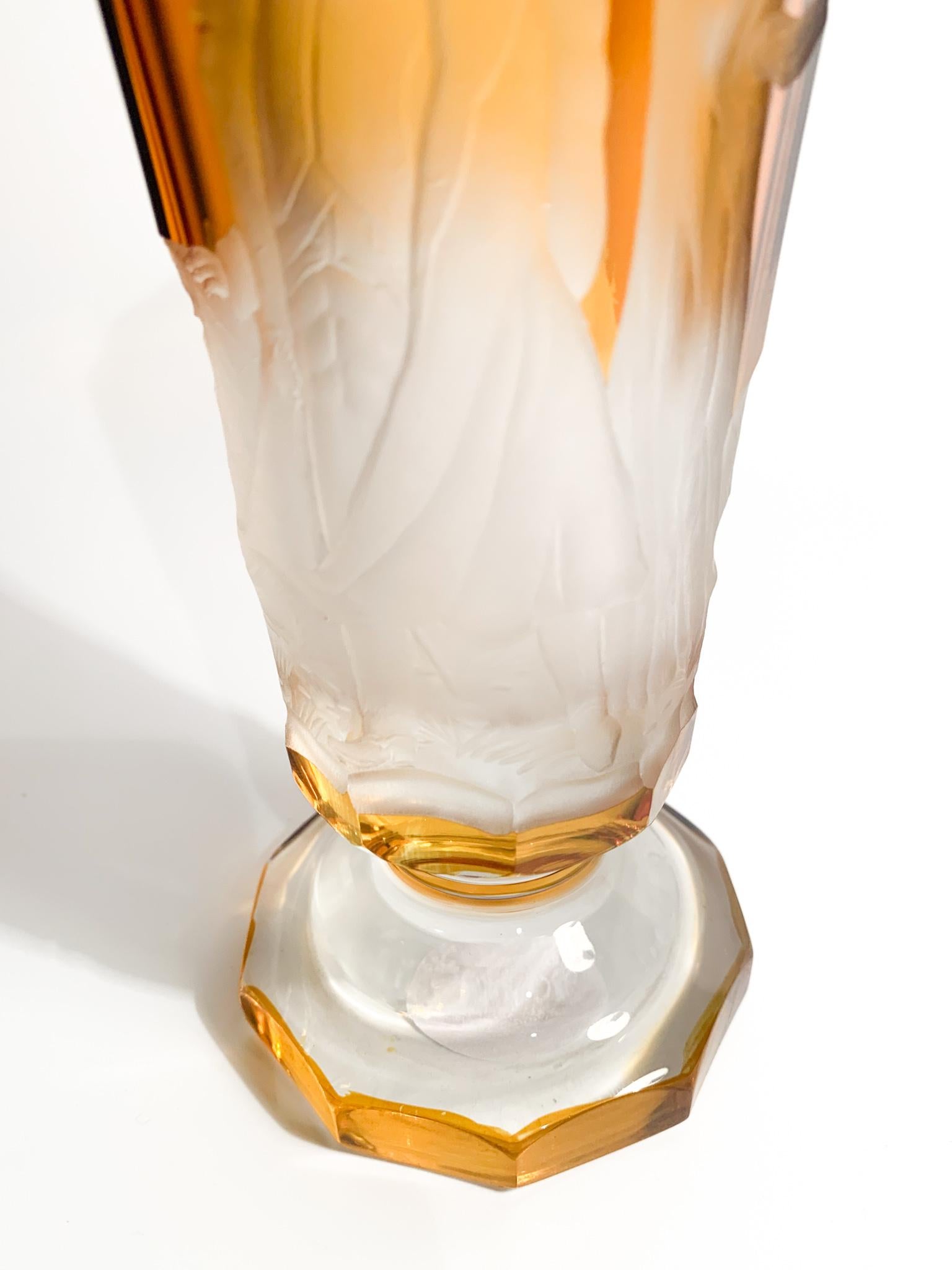 Orange Biedermeier crystal chalice, acid decorated with a depiction of Napoleon, made in 1800

Ø cm 8 h cm 18,5

Biedermeier is was an artistic movement that developed between 1815 and 1848. The term initially spread as a derogatory term. Consisting