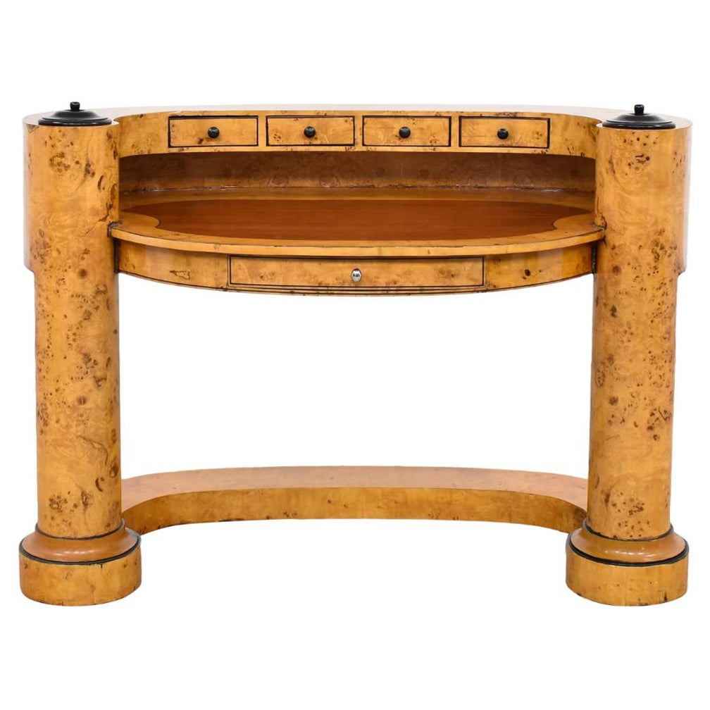 Bureau ovale Biedermeier dans le style de Josef Danhauser