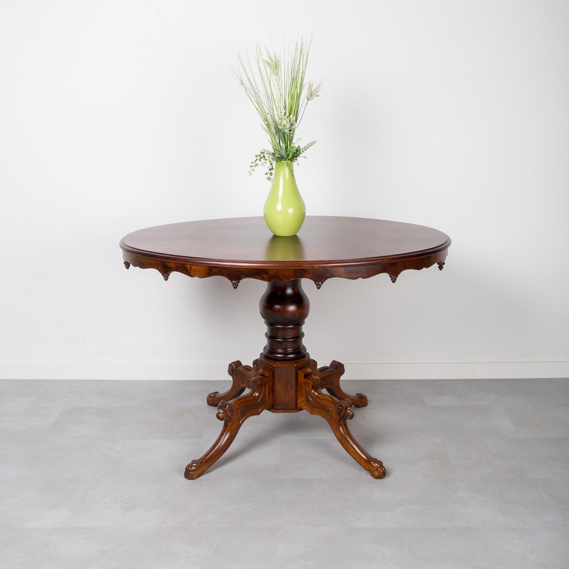 Biedermeier Oval Table, Germany, 19th Century For Sale 2