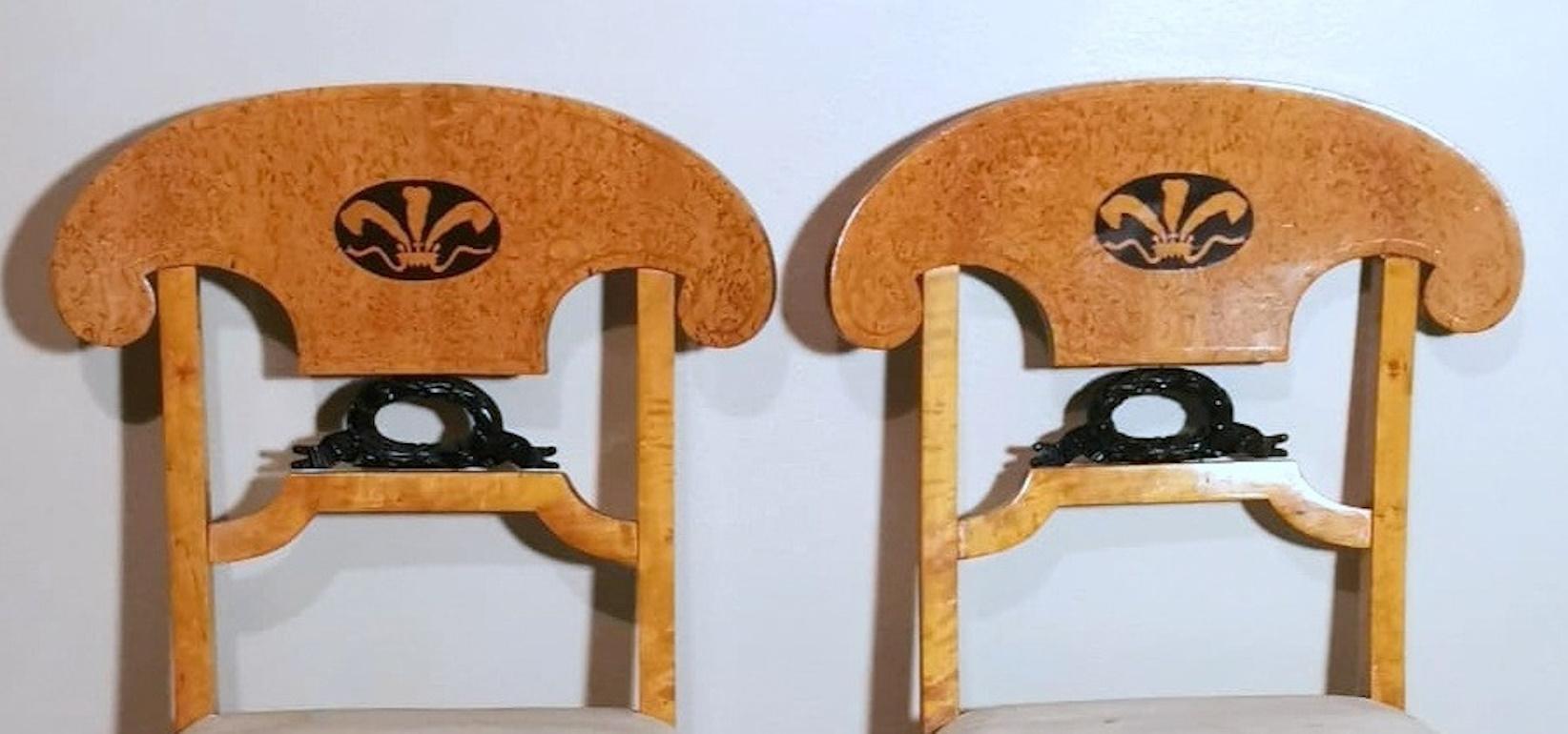 Biedermeier Paar Österreichische Stühle Joseph Danhauser Stil (Birke) im Angebot